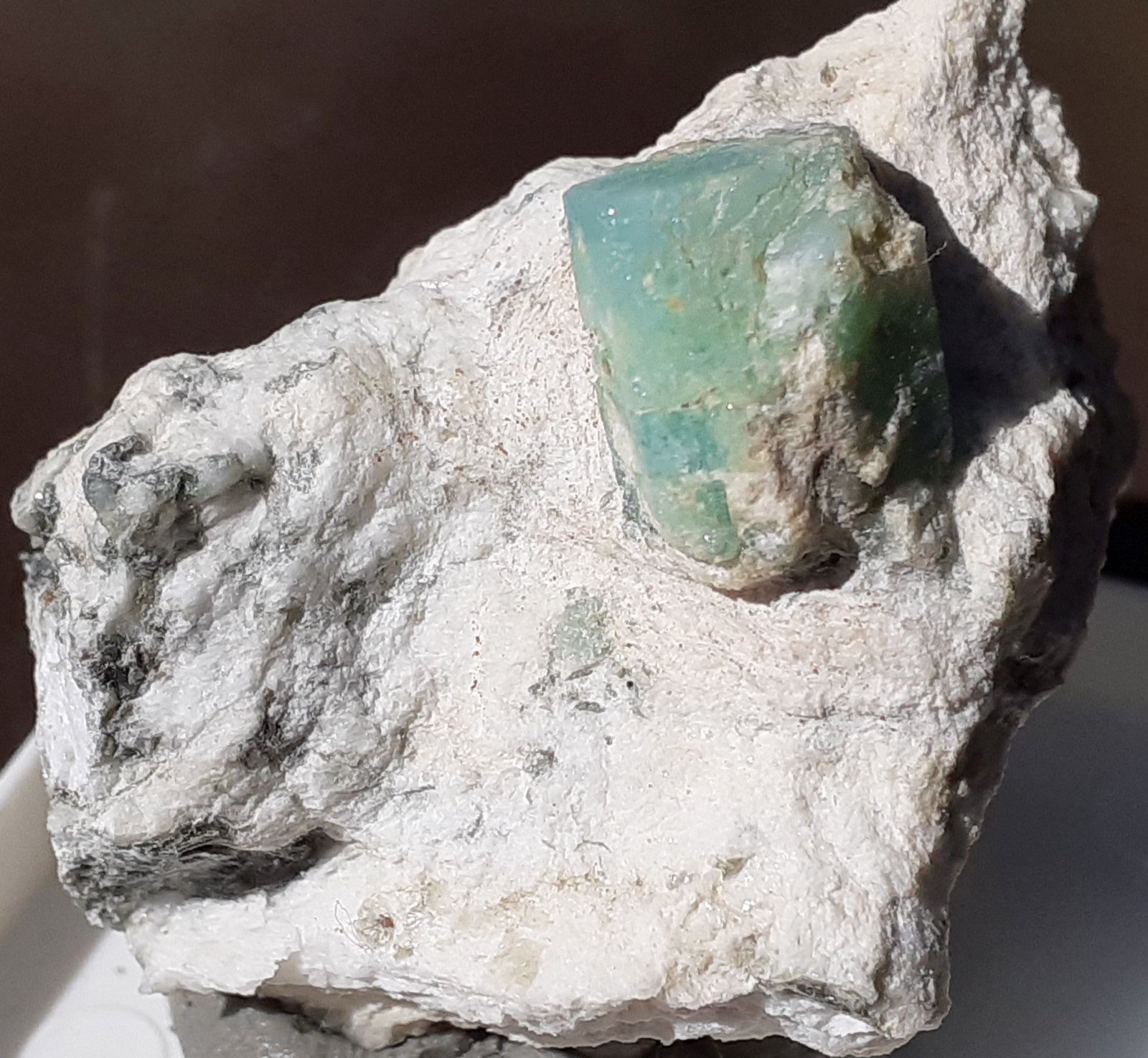 Beryl (variety emerald)
3 x 2 cm
(Autor: Volkmar Stingl)