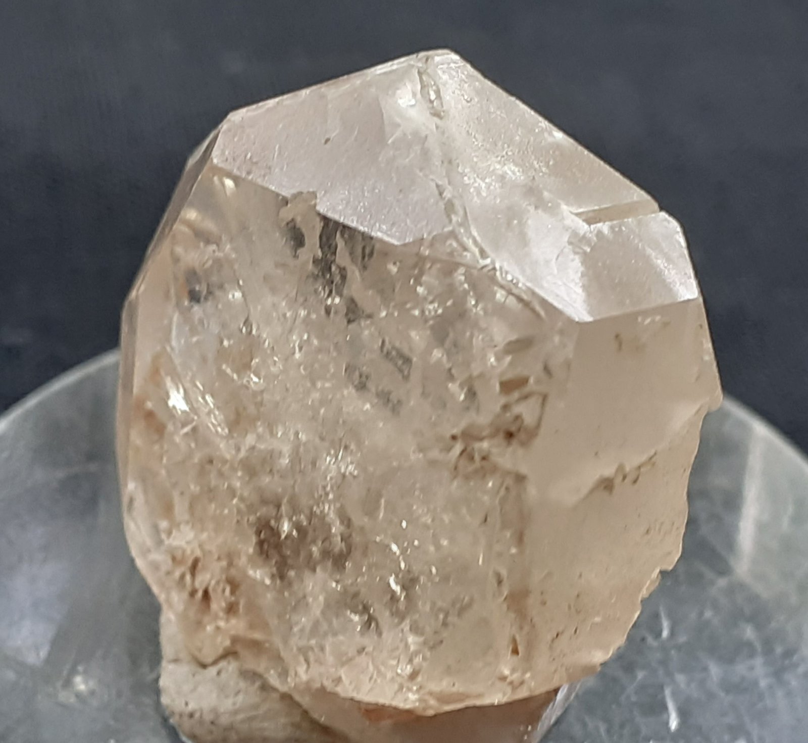 Beryl
2 x 2 cm
(Autor: Volkmar Stingl)