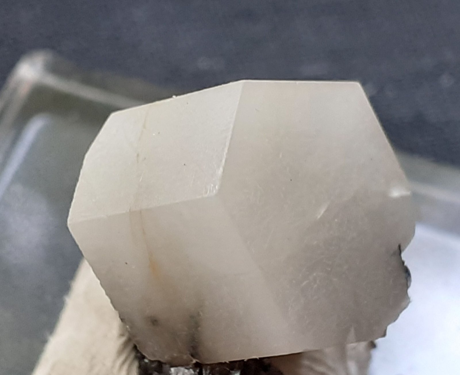 Beryl
1,5 x 1,5 cm
(Autor: Volkmar Stingl)