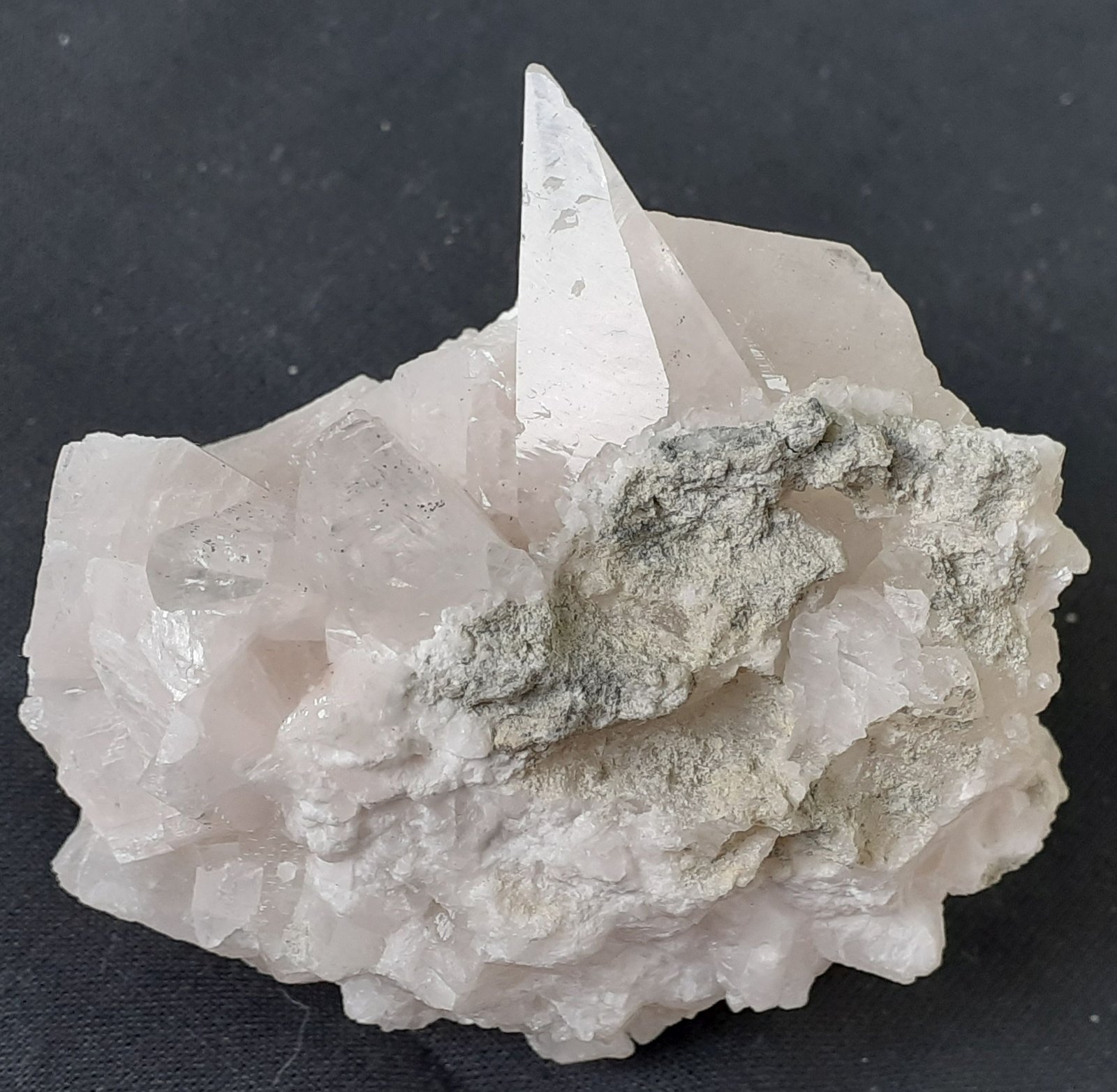 Calcite
6,5 x 6 cm
(Autor: Volkmar Stingl)