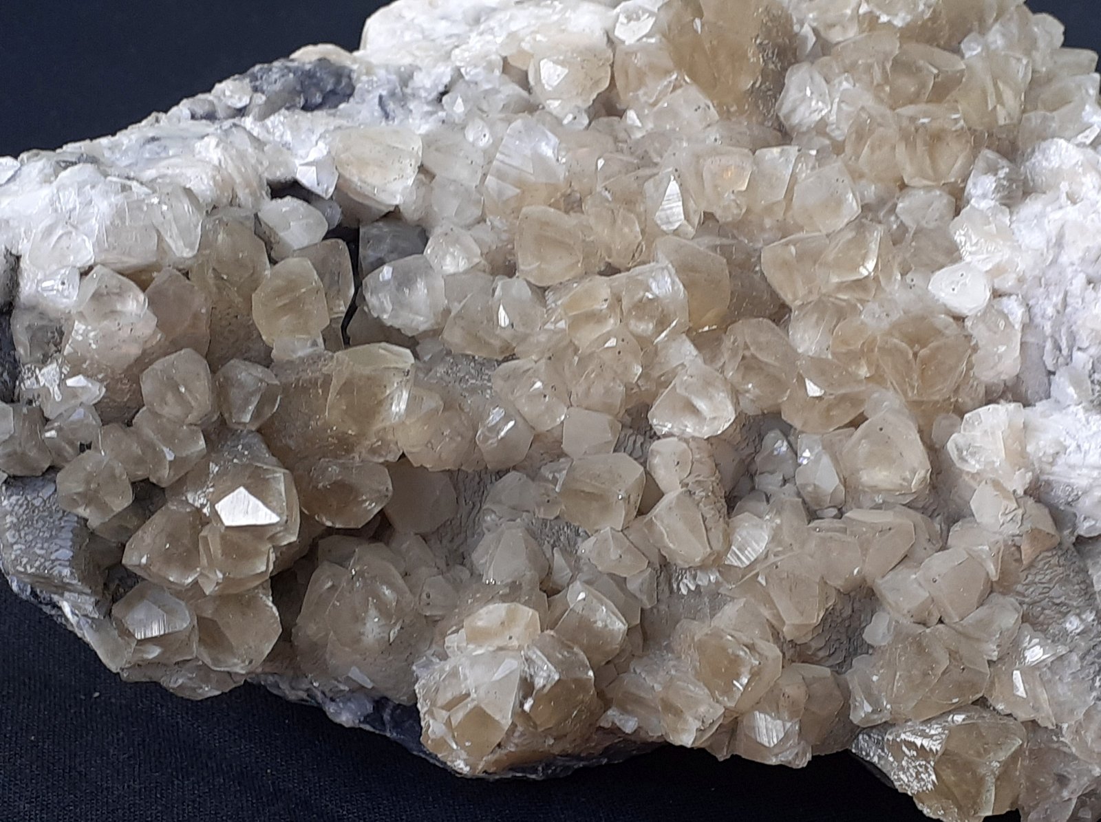Calcite
13,5 x 11
(Autor: Volkmar Stingl)
