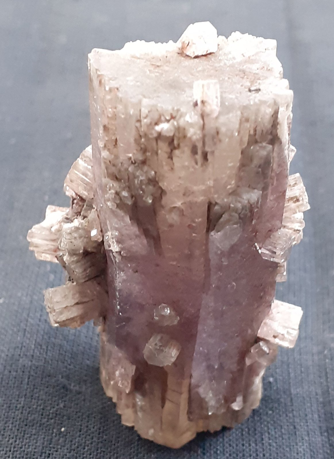 Aragonite
4,3 x 2 cm
(Autor: Volkmar Stingl)
