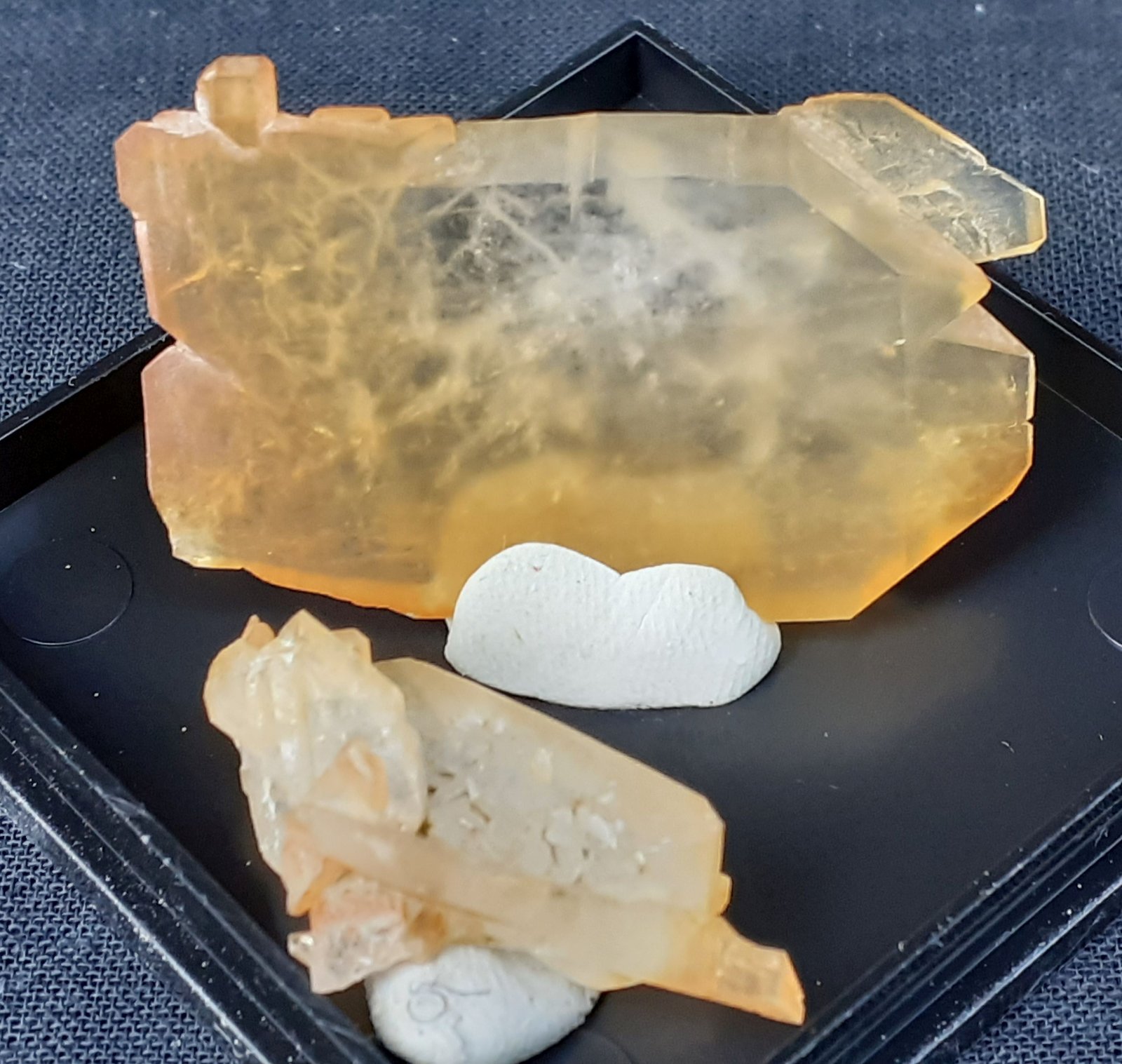 Quartz
4 x 2,5 cm
(Autor: Volkmar Stingl)