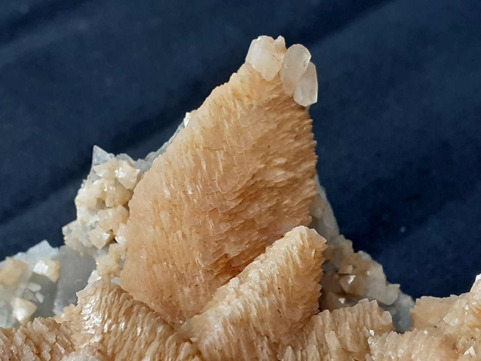 Siderite after Calcite, Calcite
8 x 5,5 cm
(Autor: Volkmar Stingl)