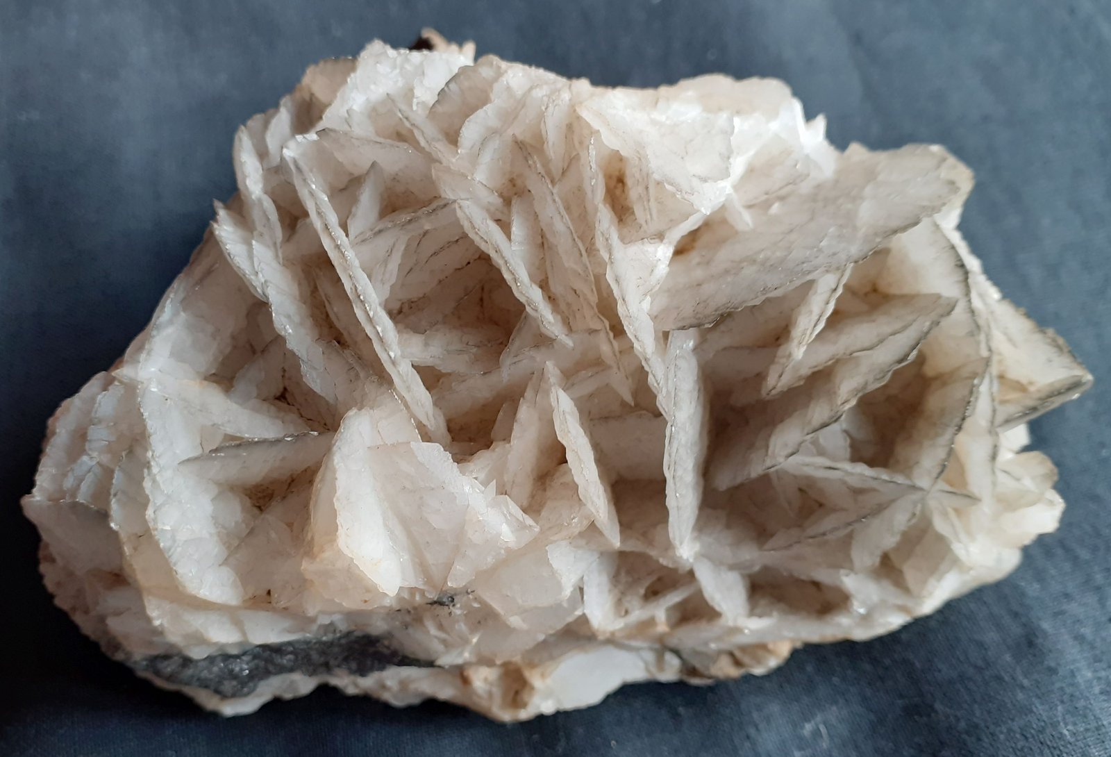 Calcite
9 x 7 cm
(Autor: Volkmar Stingl)