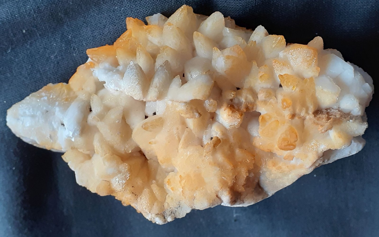 Calcite
9 x 5,5 cm
(Autor: Volkmar Stingl)