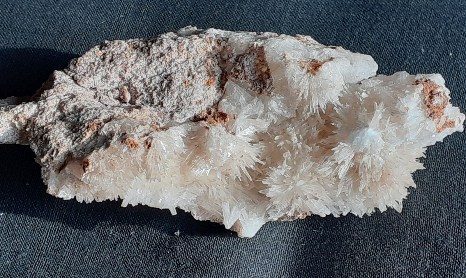Aragonite
8,5 x 5 cm
(Autor: Volkmar Stingl)