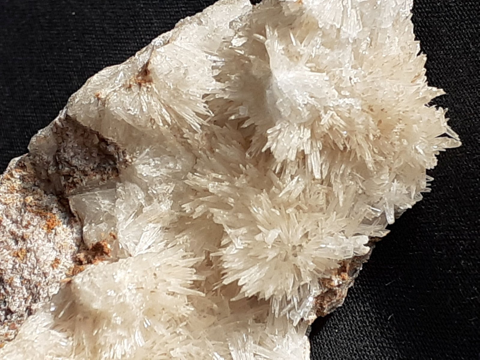 Aragonite
8,5 x 5 cm
(Autor: Volkmar Stingl)