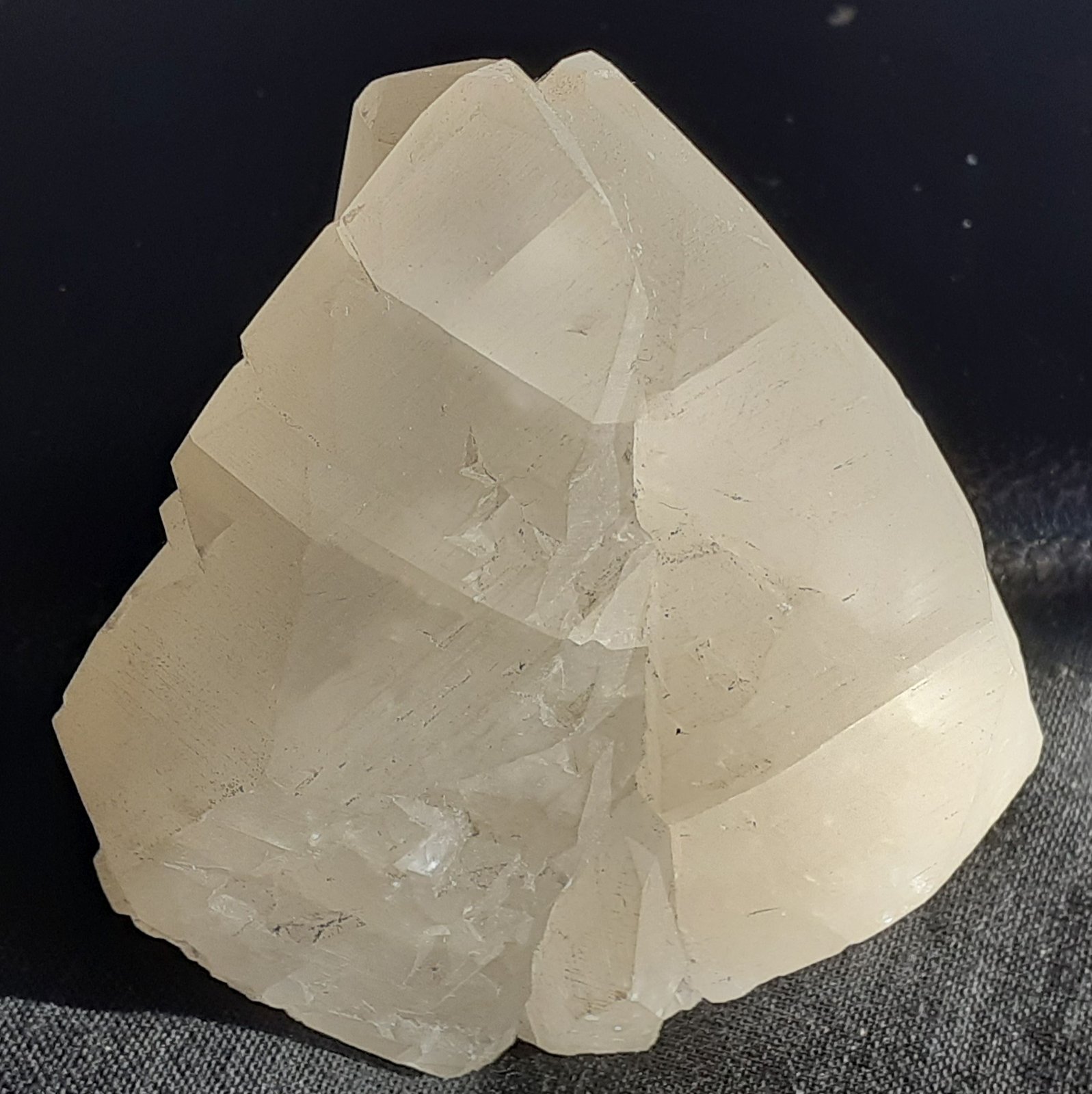 Calcite
8 x 6 cm
(Autor: Volkmar Stingl)