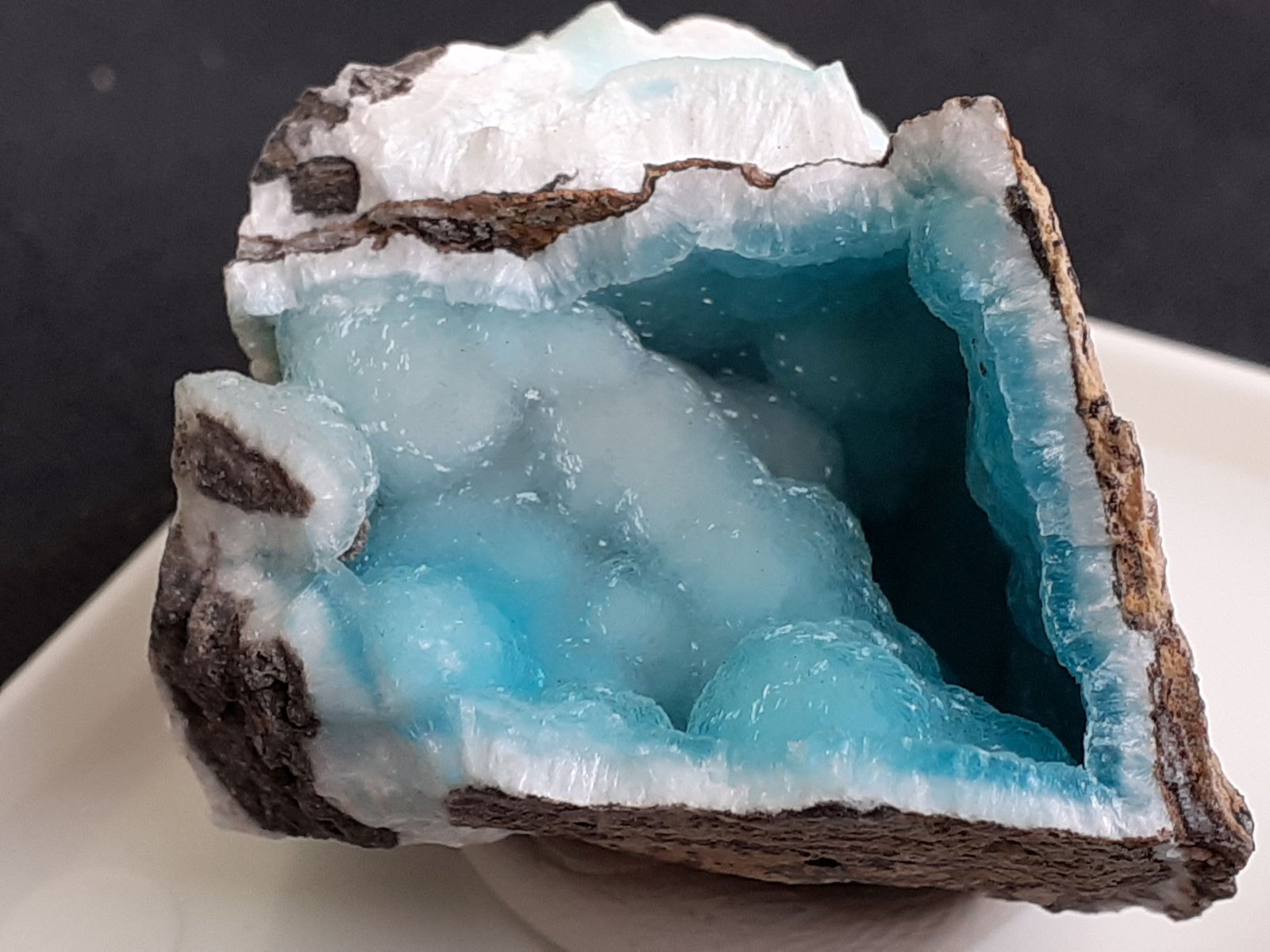 Hemimorphite
3 x 3 cm
(Autor: Volkmar Stingl)