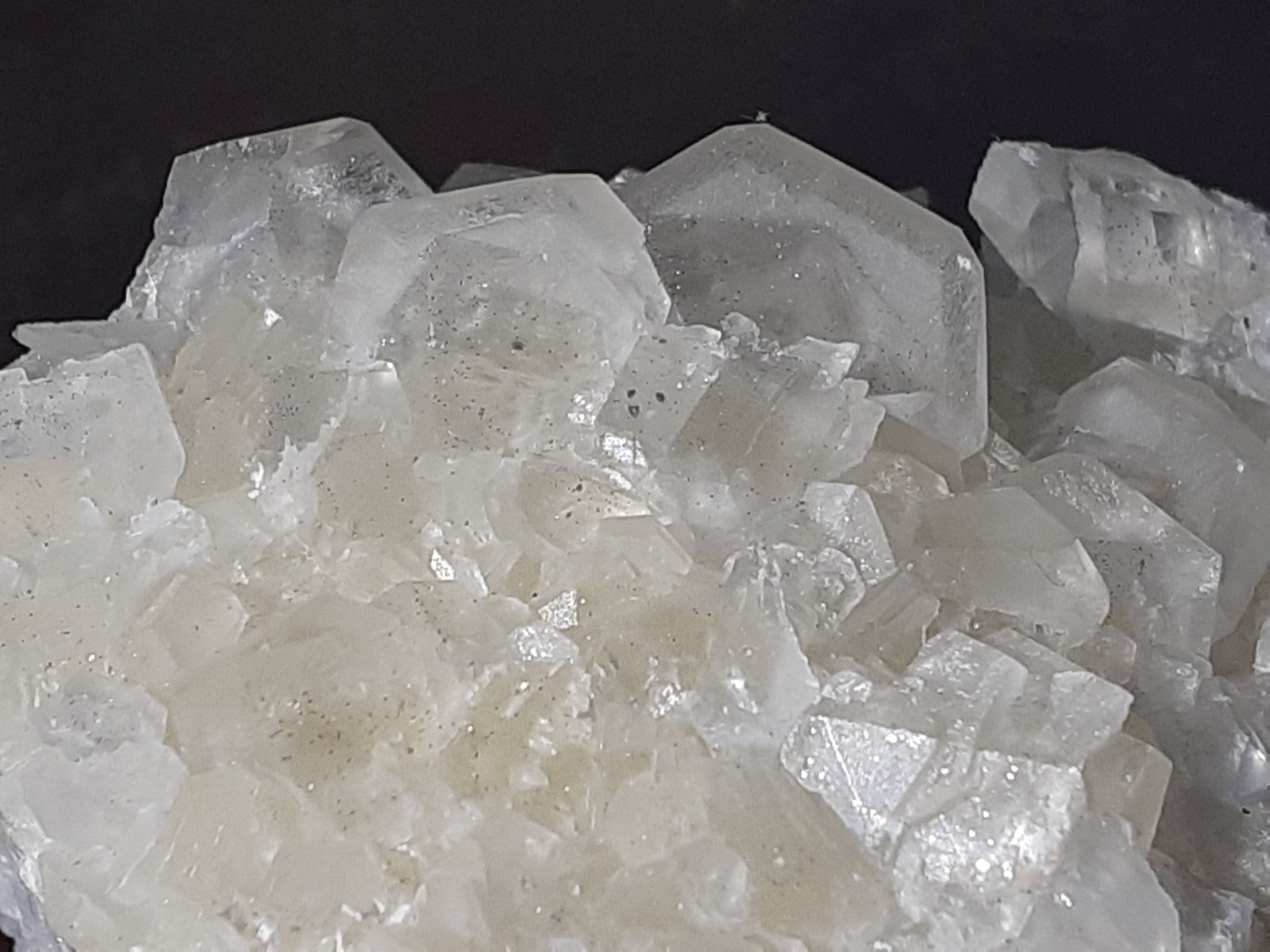 Calcite
6 x 5 cm
(Autor: Volkmar Stingl)