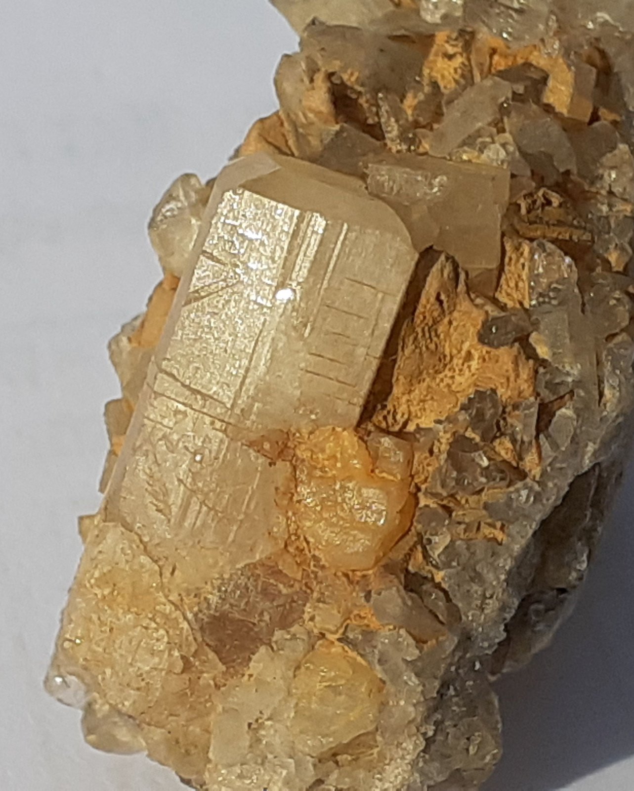 Topaz
3,5 x 2 cm
(Autor: Volkmar Stingl)
