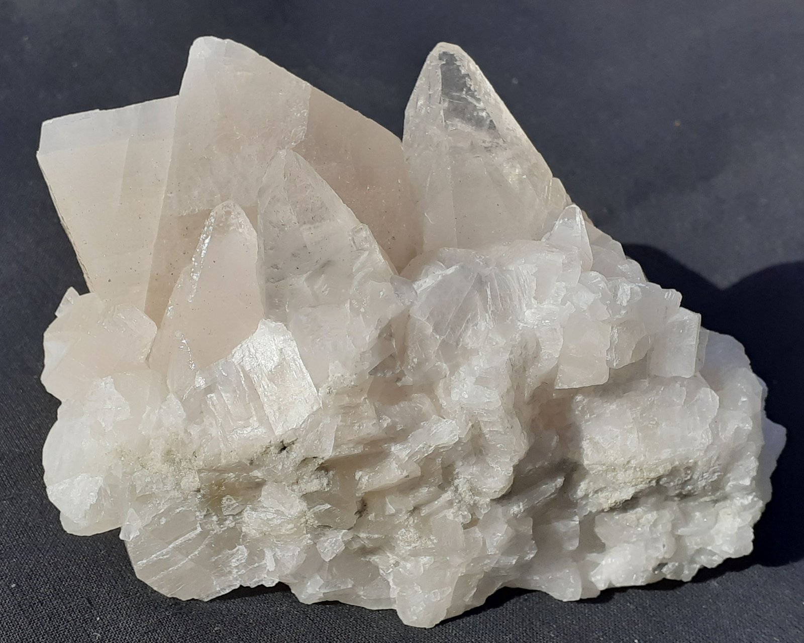 Calcite
13 x 9 cm
(Autor: Volkmar Stingl)