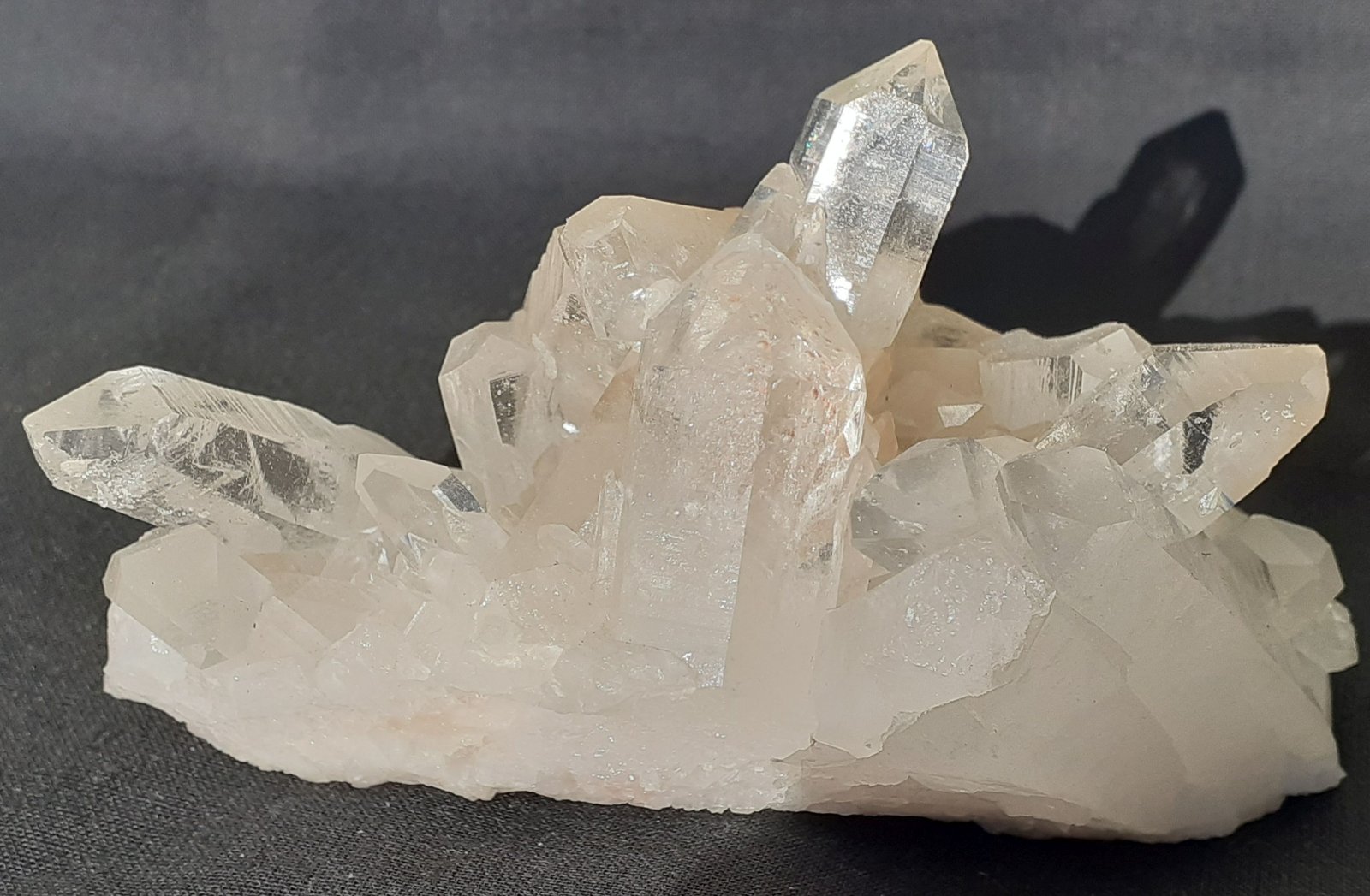 Quartz
10 x 6,5 cm
(Autor: Volkmar Stingl)