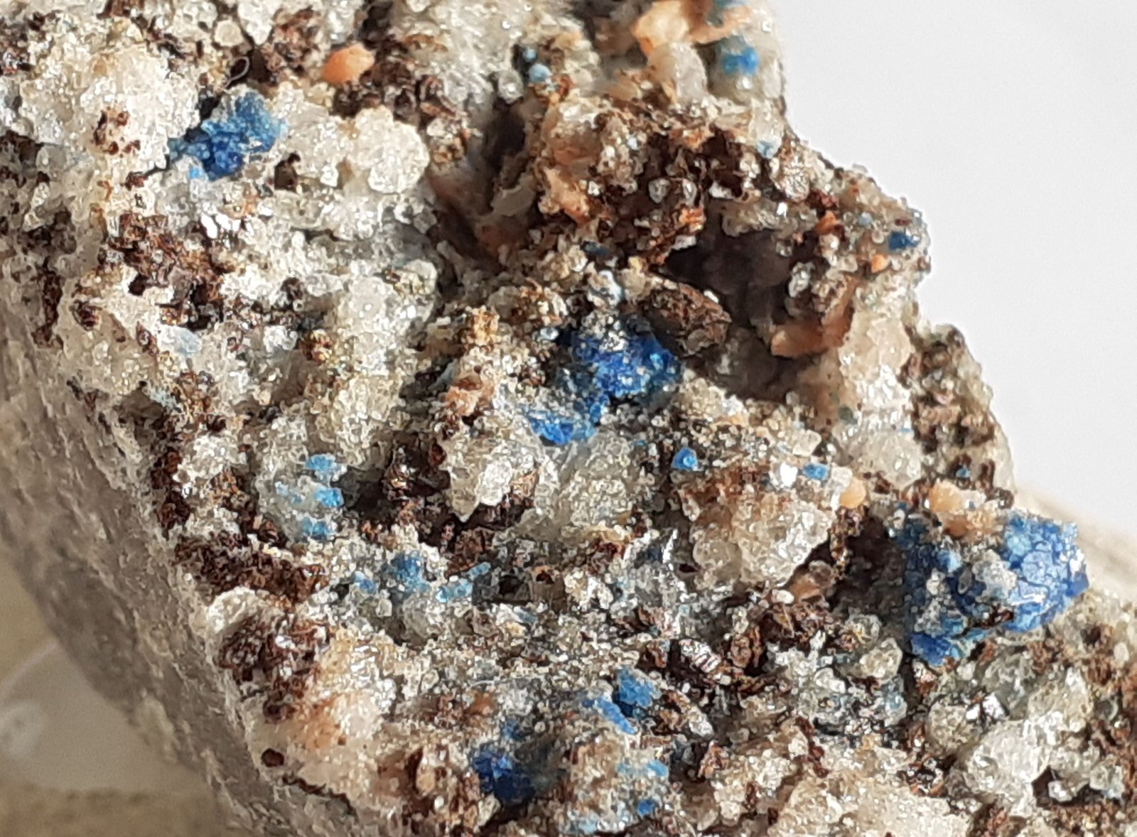 Lazulite
3,2 x 1,7 cm
(Autor: Volkmar Stingl)