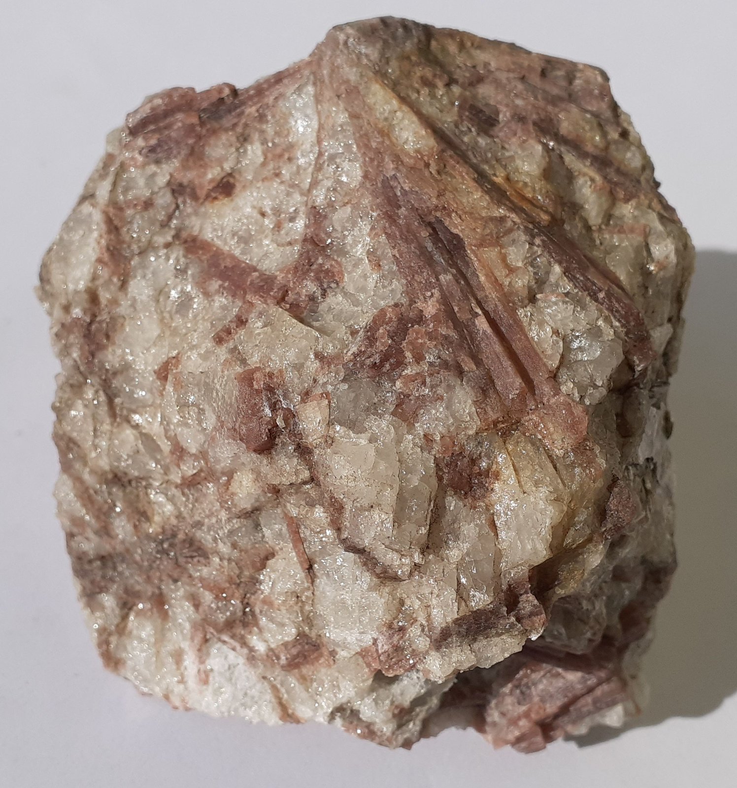 Andalusite
7 x 6,5 cm
(Autor: Volkmar Stingl)