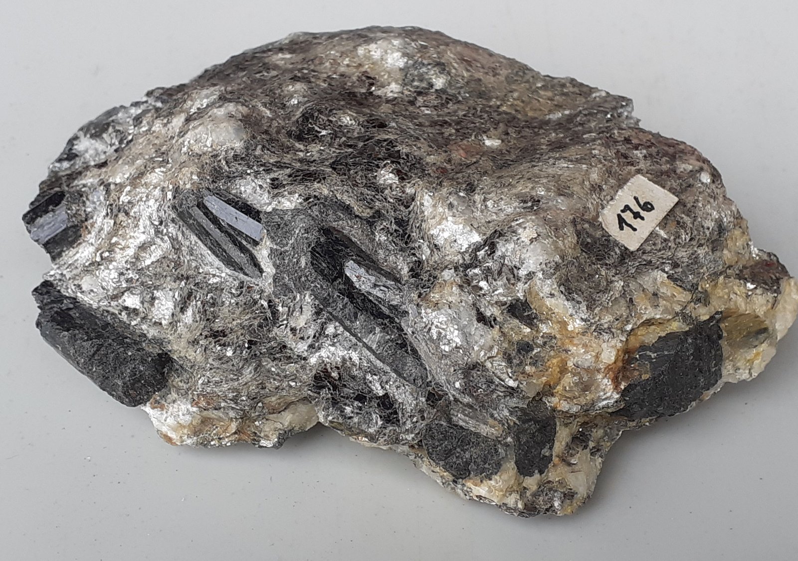Schorl (Tourmaline Group)
9,5 x 7 cm
(Autor: Volkmar Stingl)