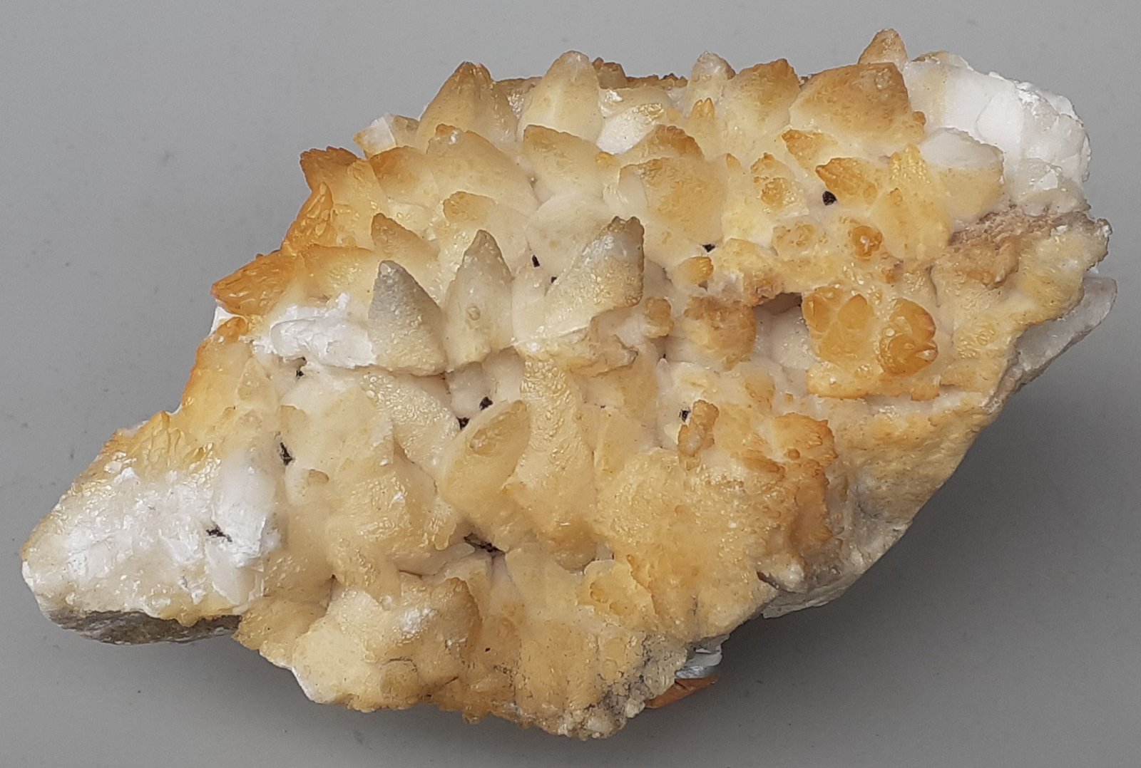 Calcite
9 x 5,5 cm
(Autor: Volkmar Stingl)