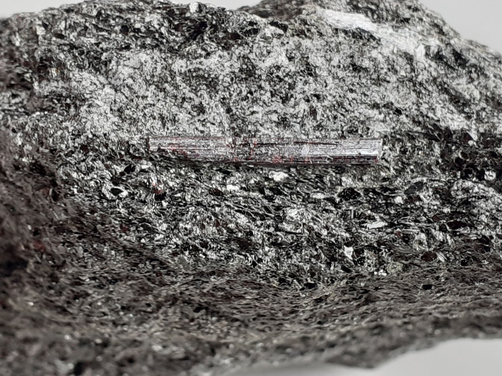 Rutile
Crystal length 1,6 cm
(Autor: Volkmar Stingl)