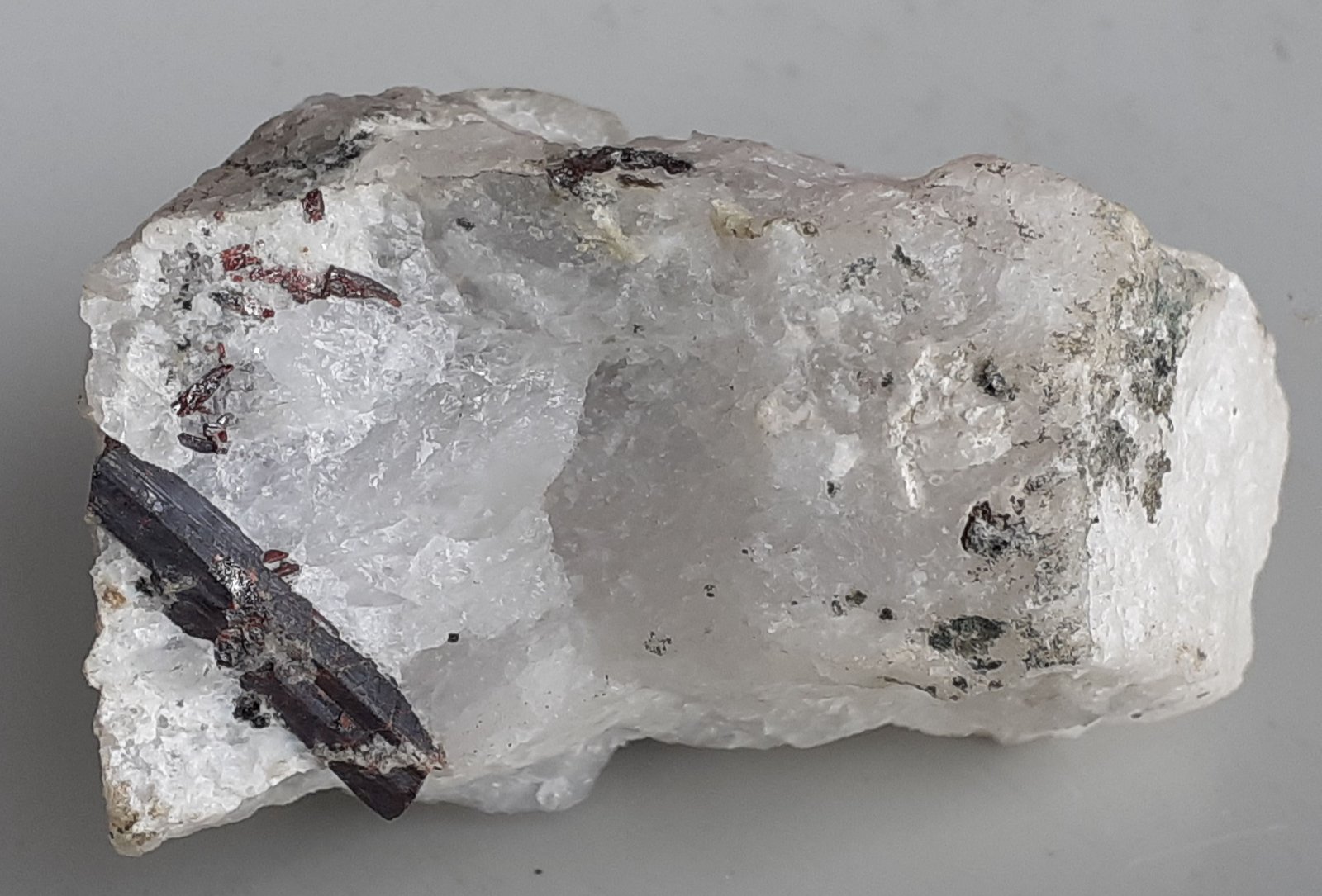 Rutile
4 x 3 cm
(Autor: Volkmar Stingl)