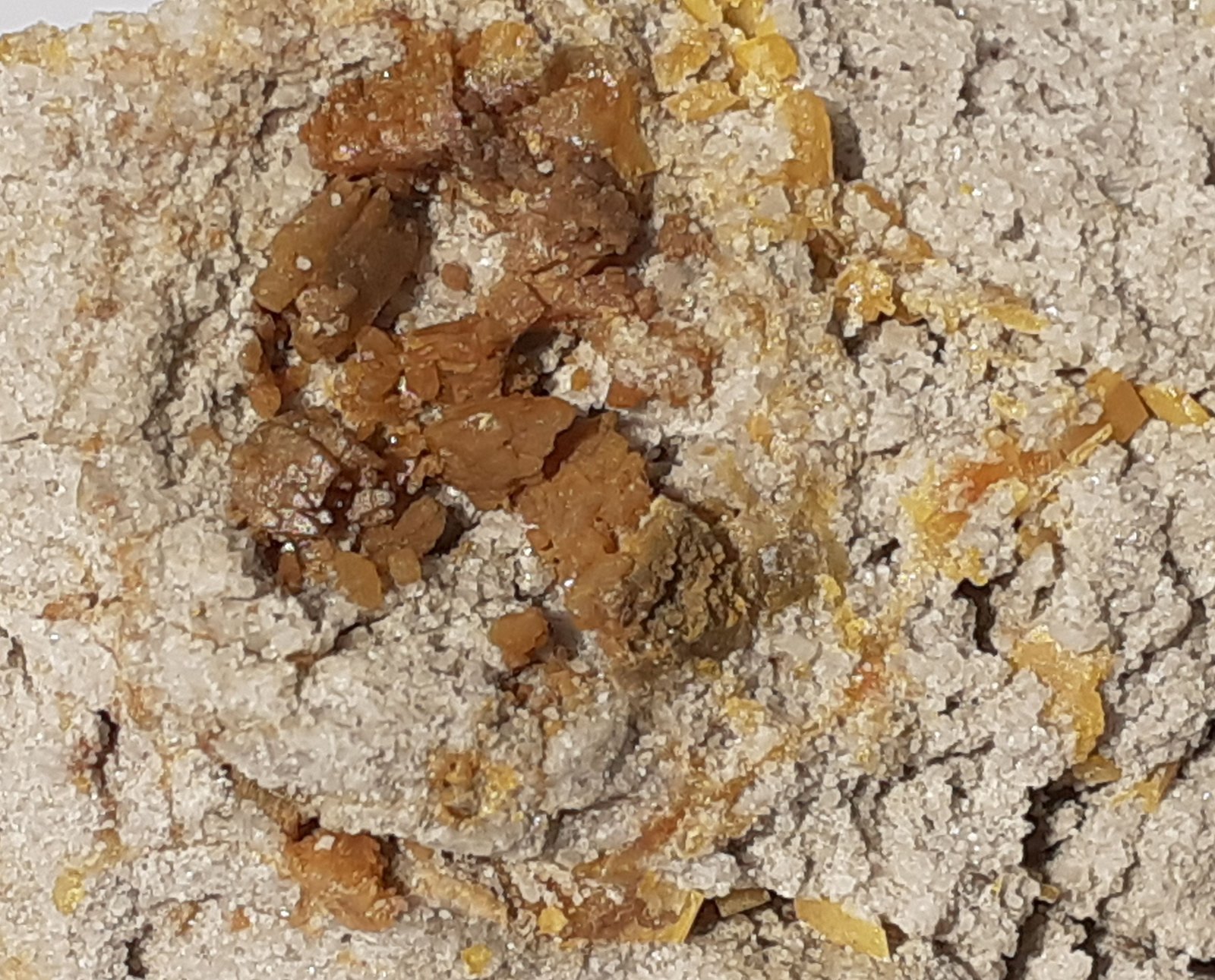Wulfenite
5 x 3 cm
(Autor: Volkmar Stingl)
