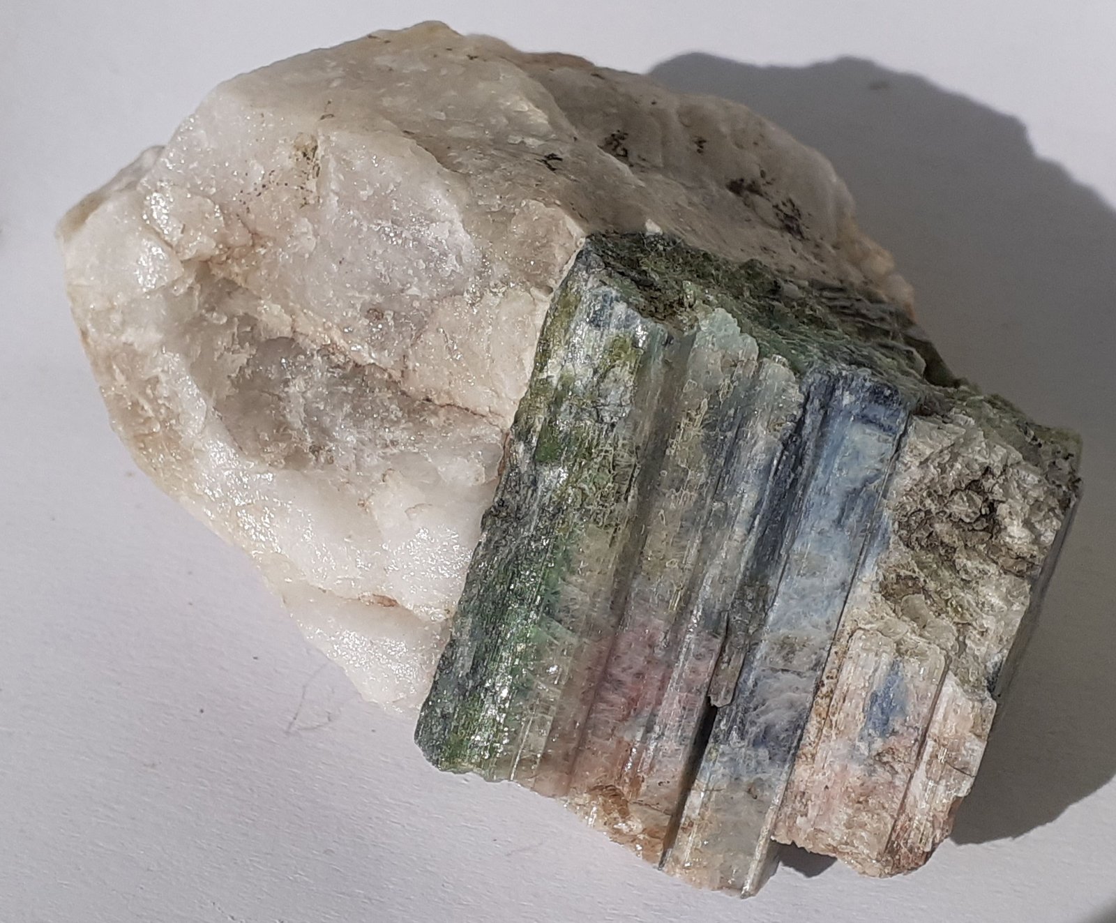 Elbaite
7 x 5,5 cm
(Autor: Volkmar Stingl)