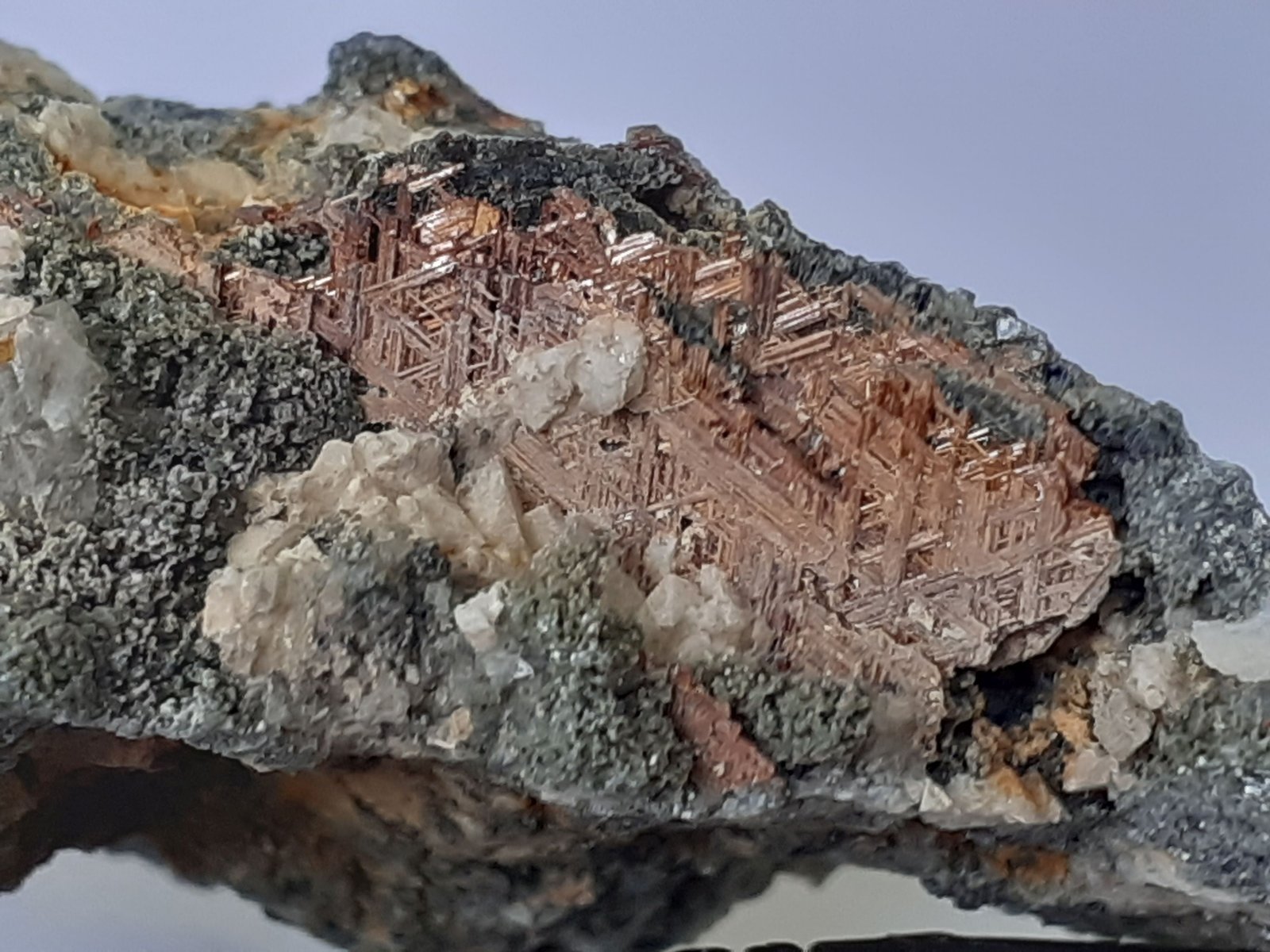 Rutile
4 x 2 cm
(Autor: Volkmar Stingl)