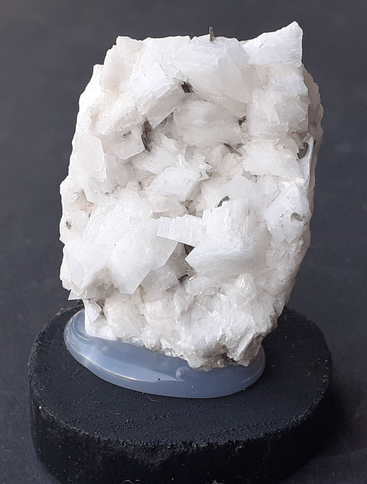 Orthoclase (variety Adularia)
3,5 x 3 cm
(Autor: Volkmar Stingl)
