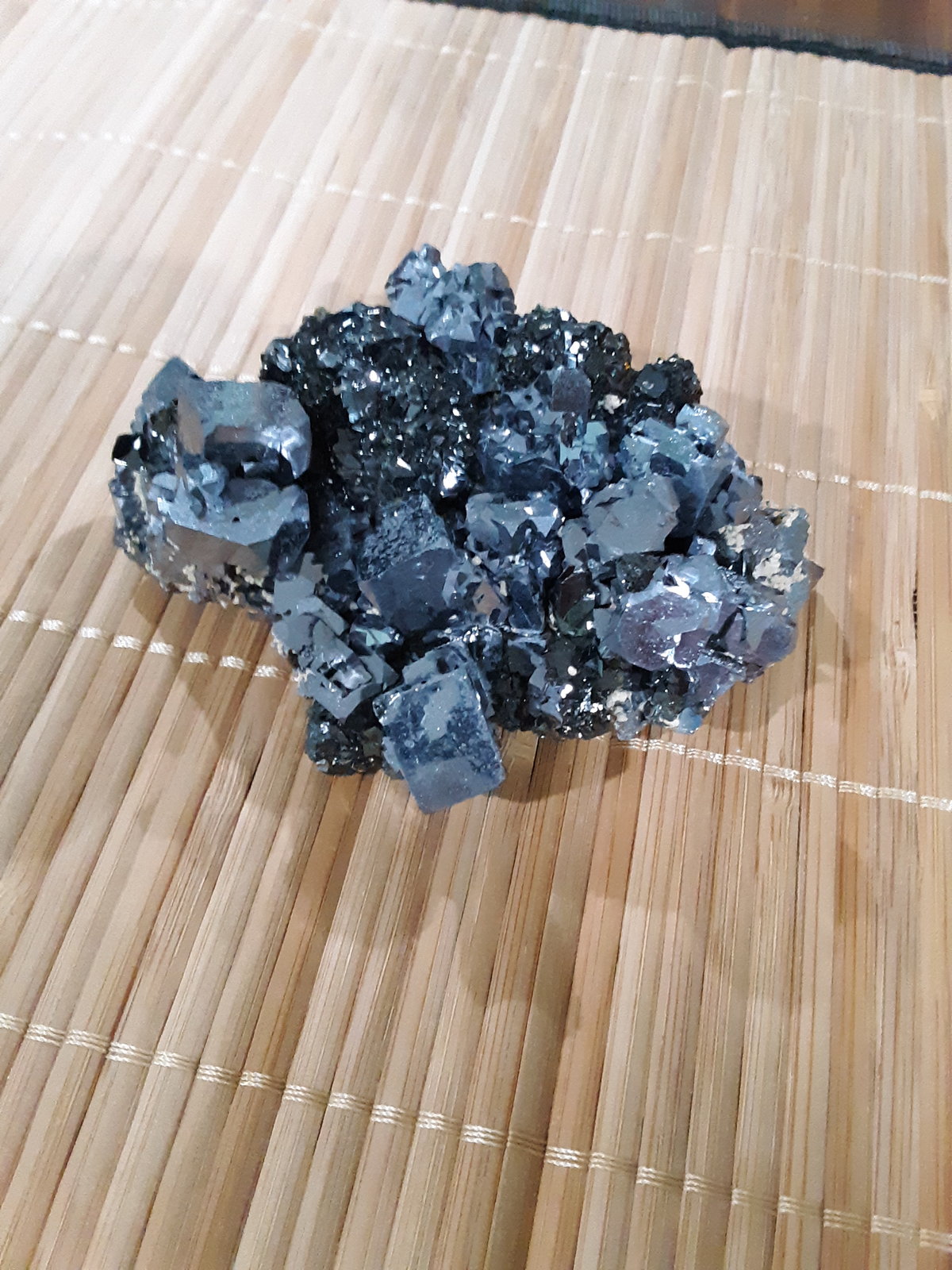 Galena & Sphalerite
9.7 x 7.3 x 3.8 cm
(Autor: Casimir Sarisky)