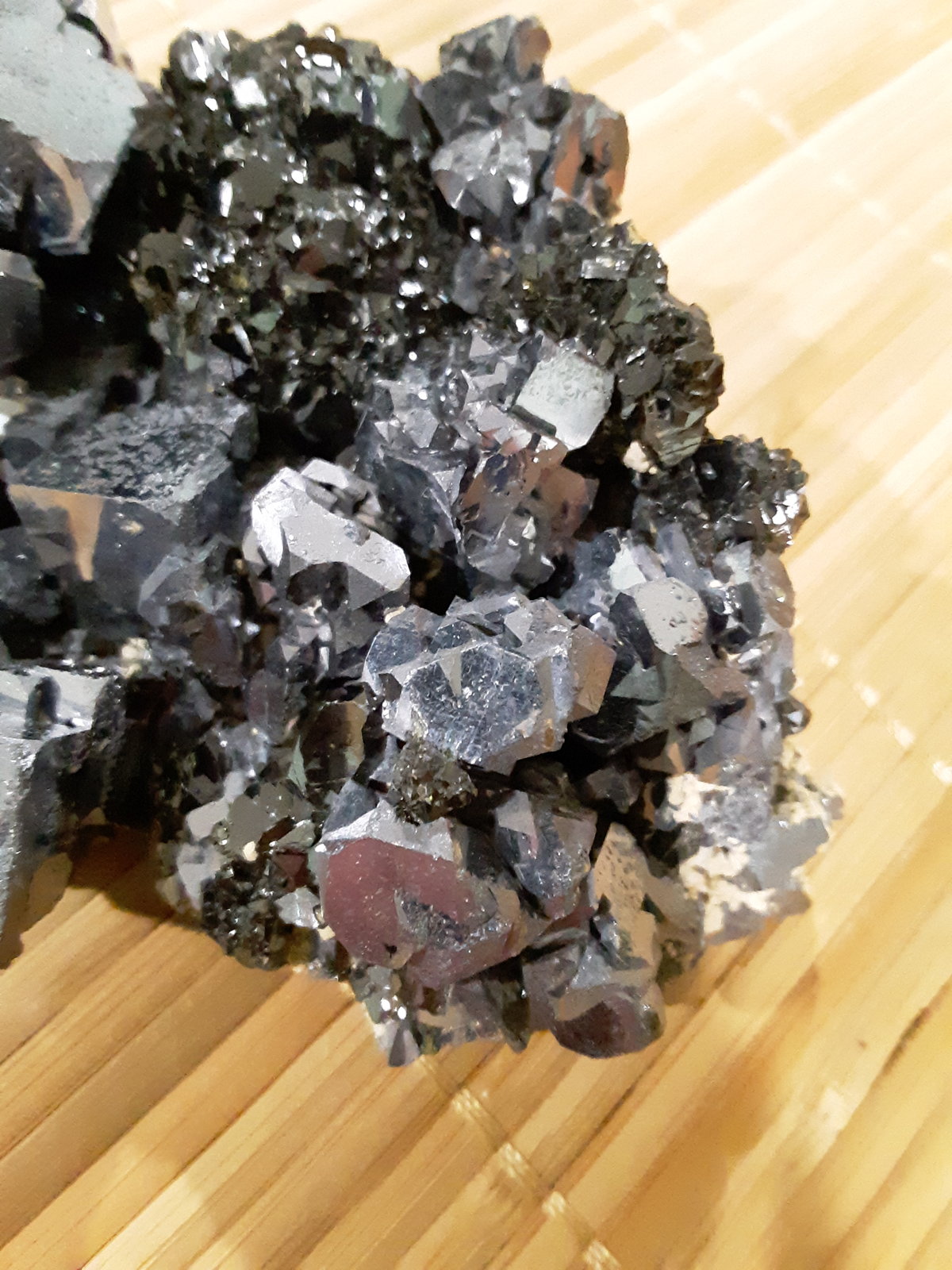Galena & Sphalerite
9.7 x 7.3 x 3.8 cm
(Autor: Casimir Sarisky)