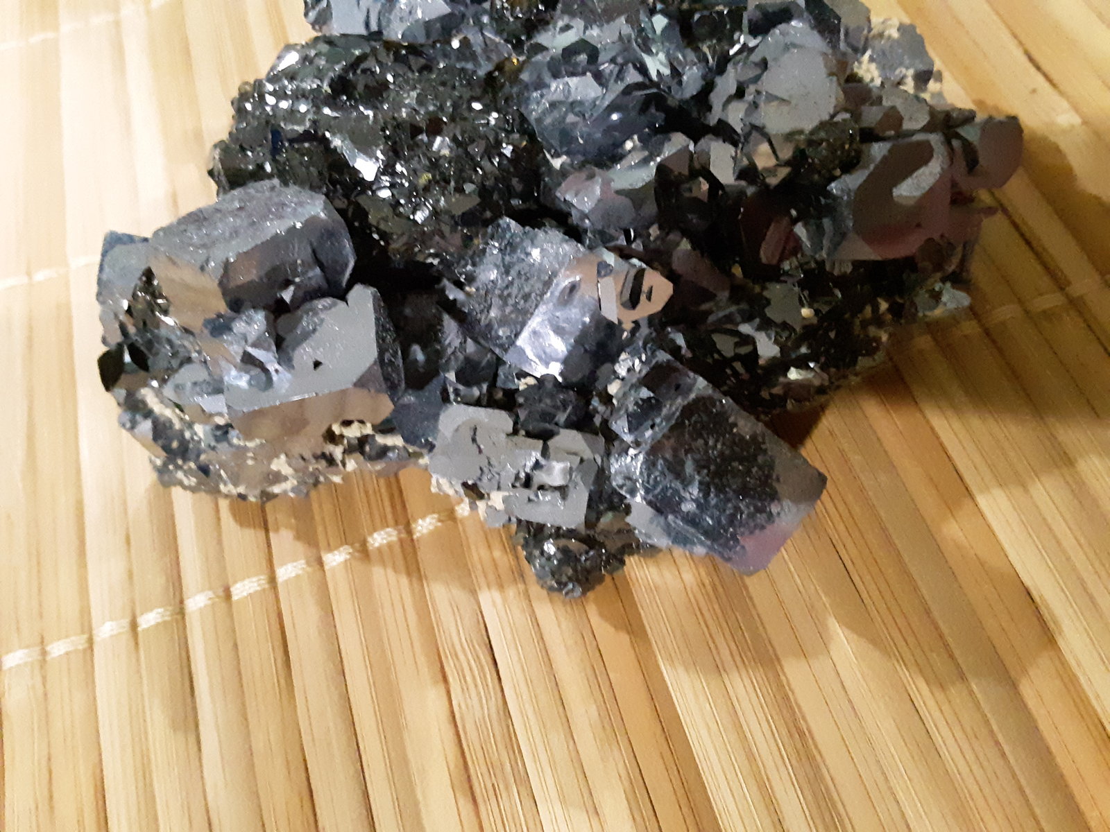 Galena & Sphalerite
9.7 x 7.3 x 3.8 cm
(Autor: Casimir Sarisky)