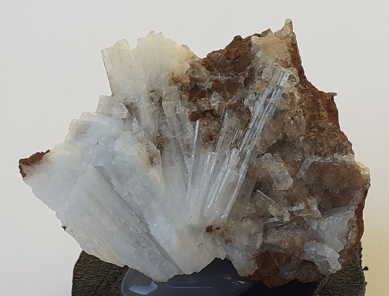 Aragonite
3 x 2,5 cm
(Autor: Volkmar Stingl)
