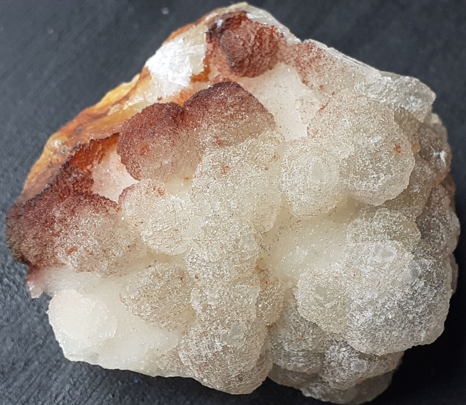 Fluorite, Quartz
4 x 3,5 cm
(Autor: Volkmar Stingl)