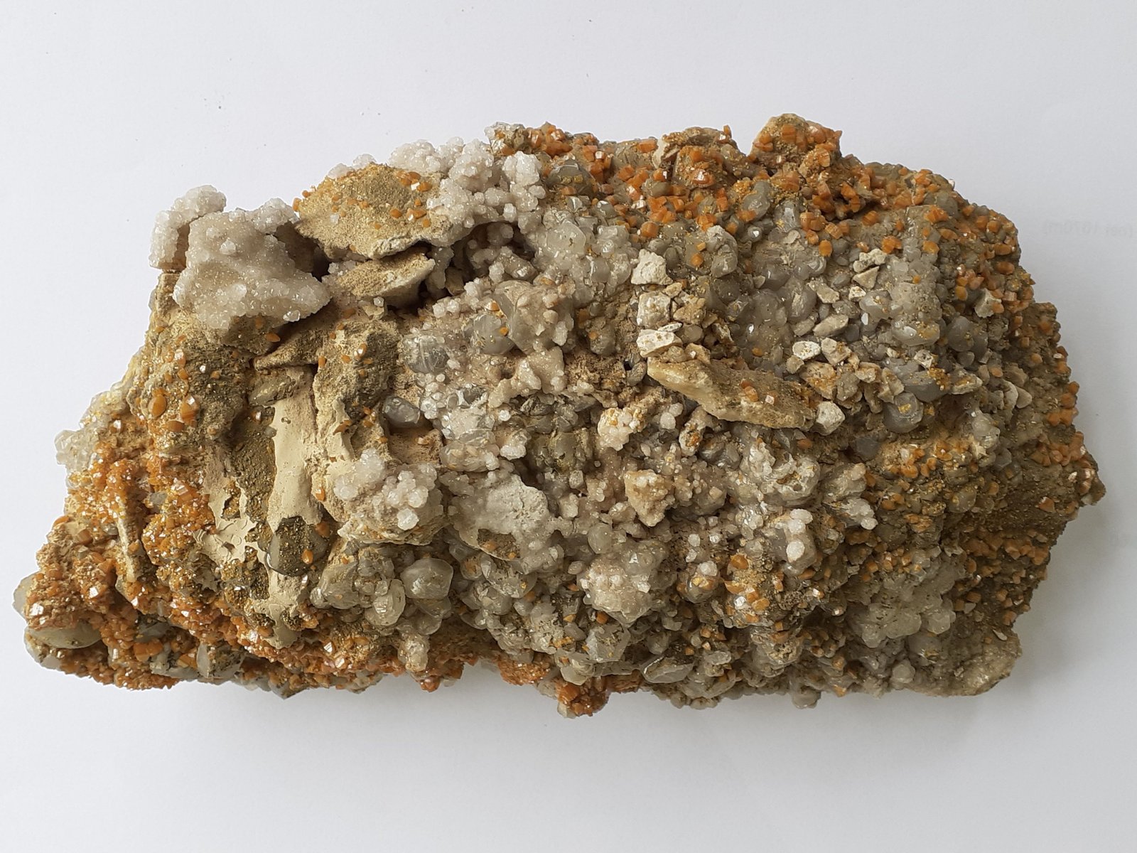 Wulfenite, Calcite
20 x 11 cm
(Autor: Volkmar Stingl)