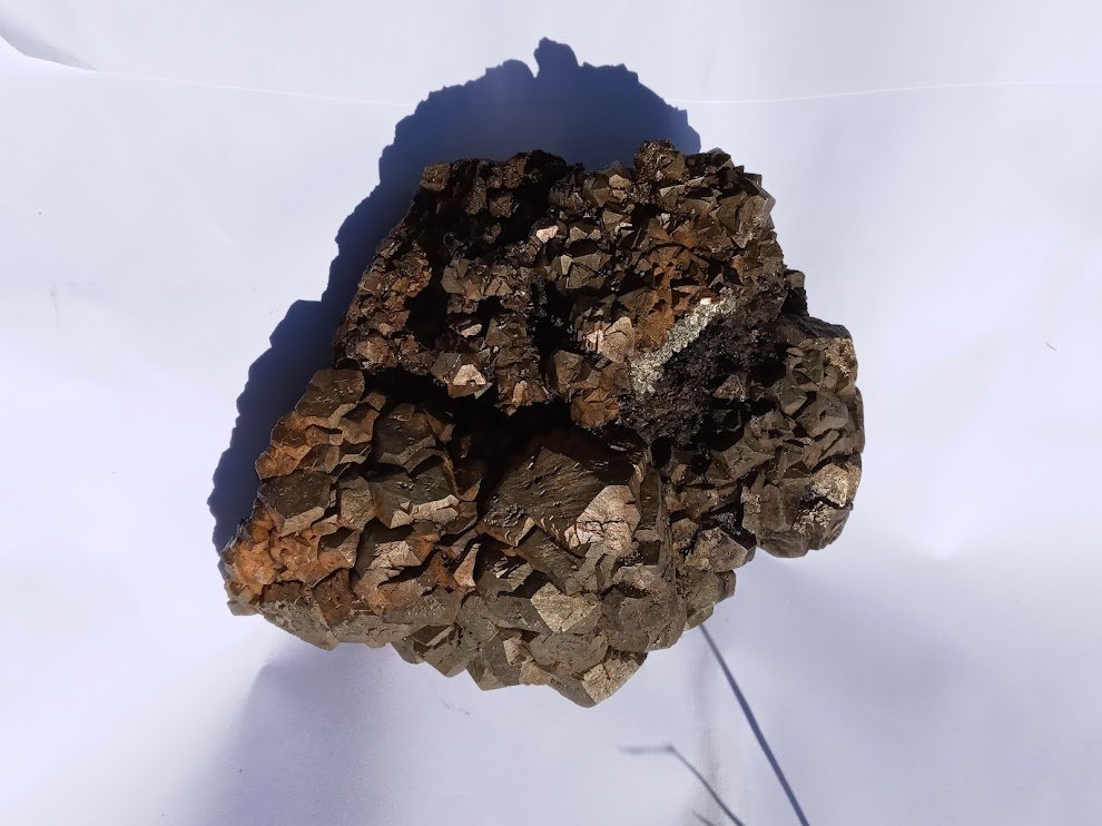 Pyrite
128 mm x 115 mm x 57 mm
(Autor: R Saunders)