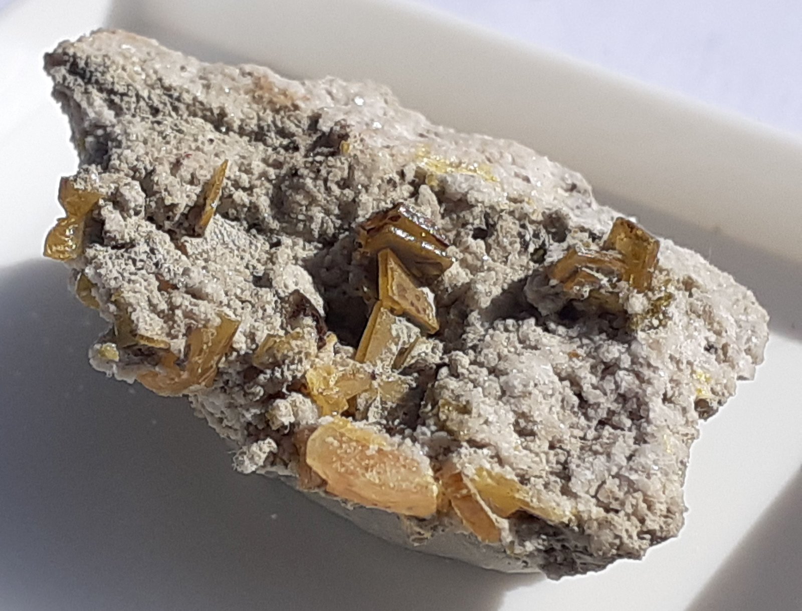 Wulfenite
2,5 x 1,5 cm
(Autor: Volkmar Stingl)
