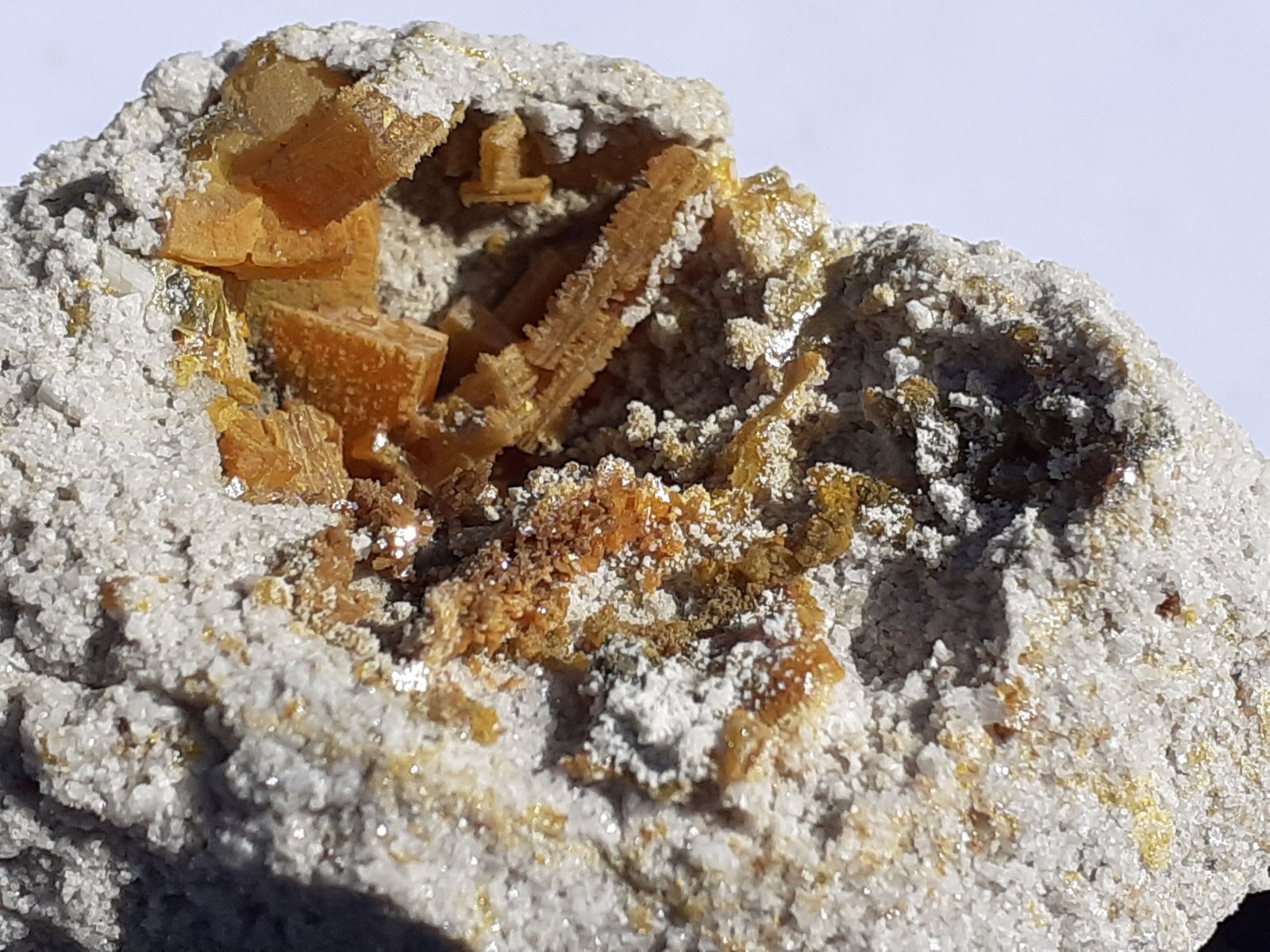 Wulfenite
4,5 x 3 cm
(Autor: Volkmar Stingl)