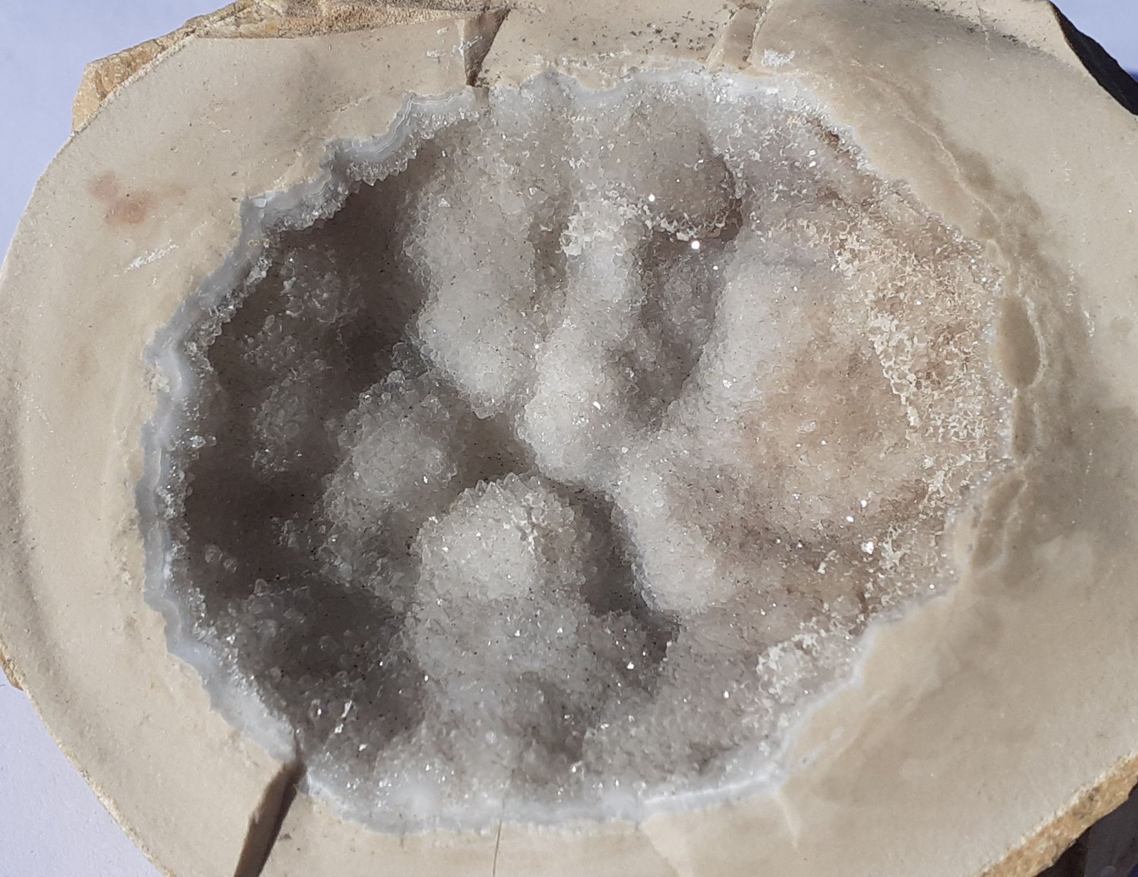 Quartz
8 x 8 cm
(Autor: Volkmar Stingl)