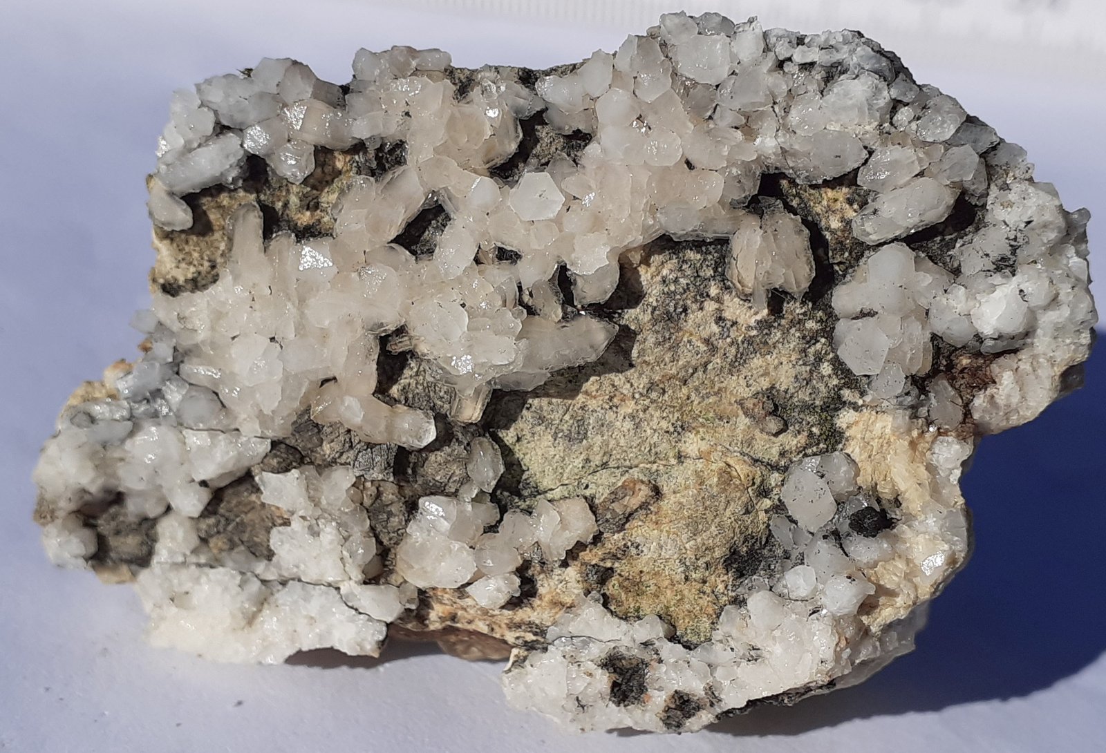 Quartz
5,5 x 3,5 cm
(Autor: Volkmar Stingl)