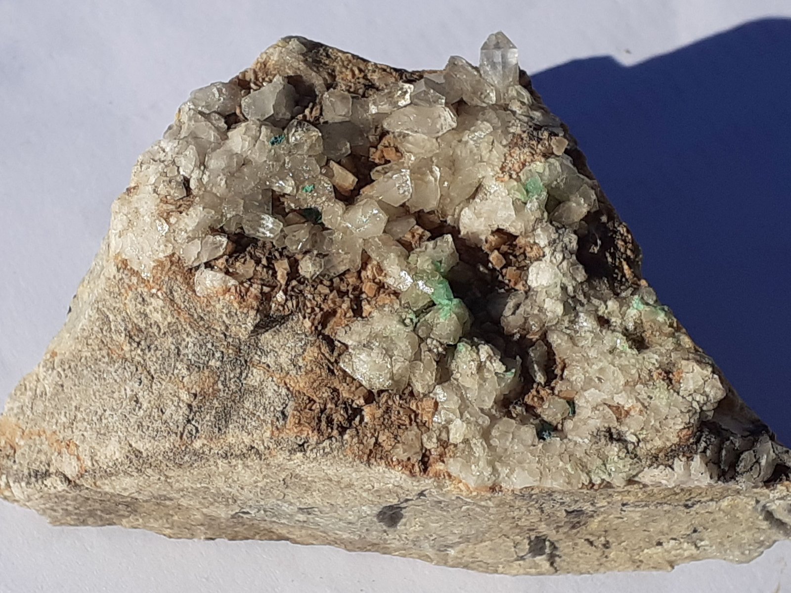 Quartz, Malachite, Dolomite
6 x 3,5 cm
(Autor: Volkmar Stingl)