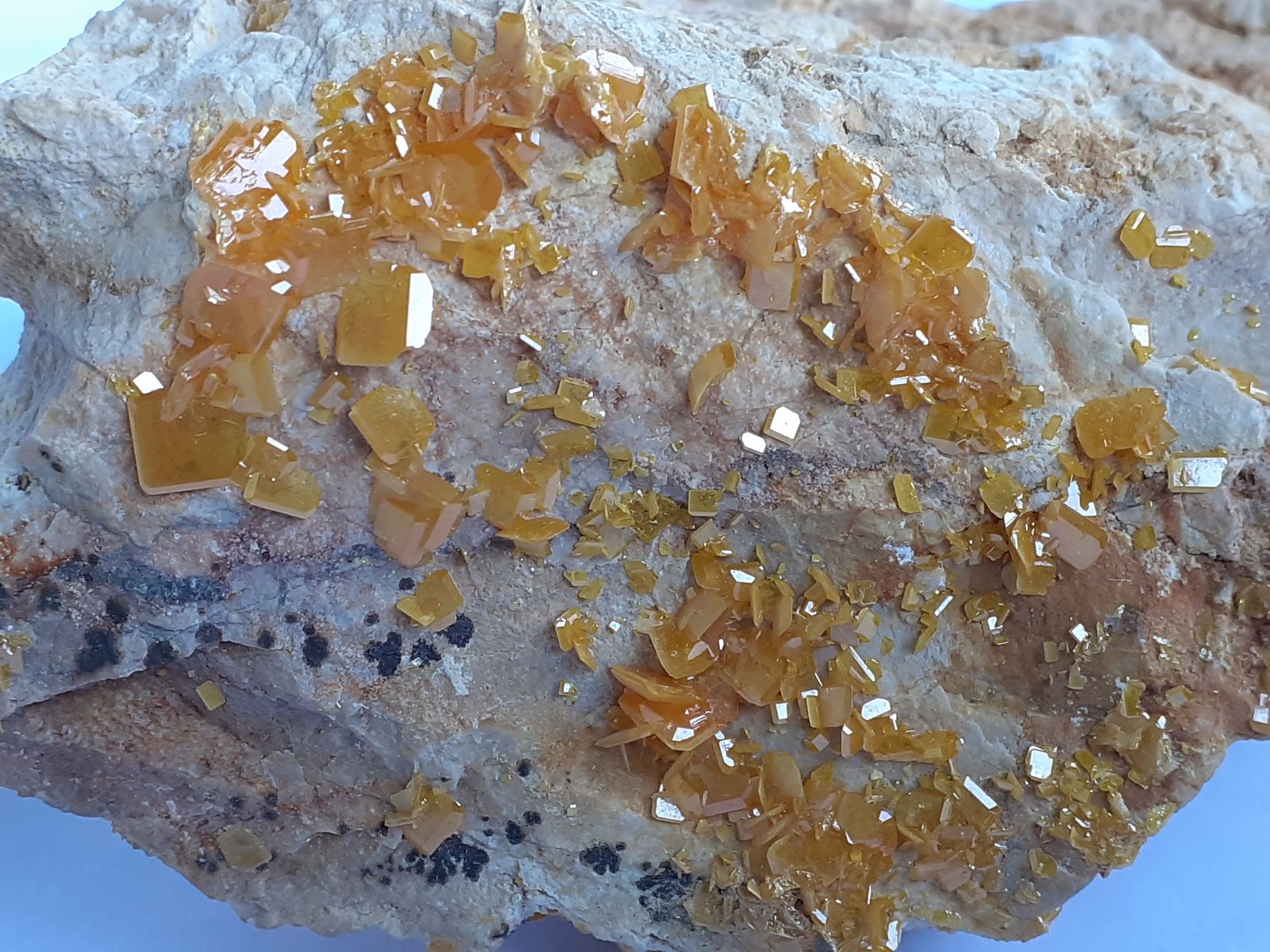 Wulfenite
9 x 5 cm
(Autor: Volkmar Stingl)