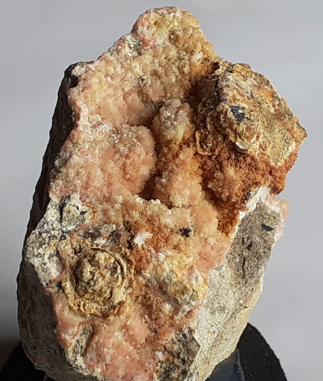 Natrolite
5 x 4 cm
(Autor: Volkmar Stingl)