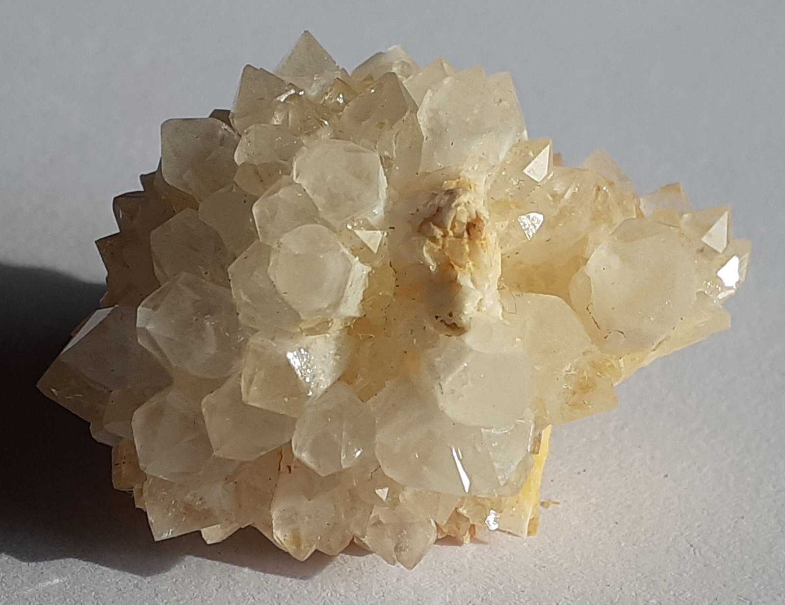 Quartz
3,5 x 2,5 cm
(Autor: Volkmar Stingl)