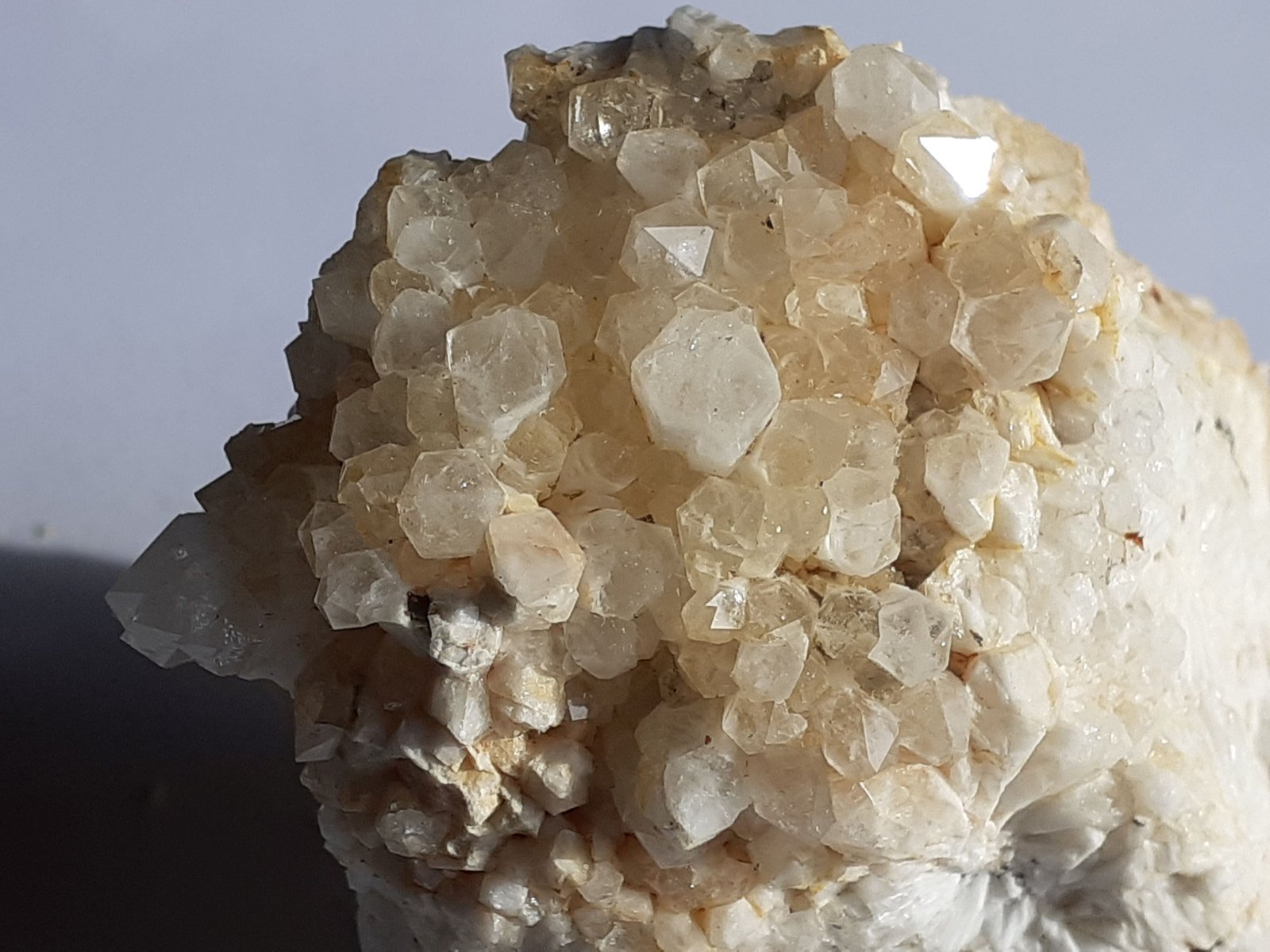 Quartz
5,5 x 4,5 cm
(Autor: Volkmar Stingl)