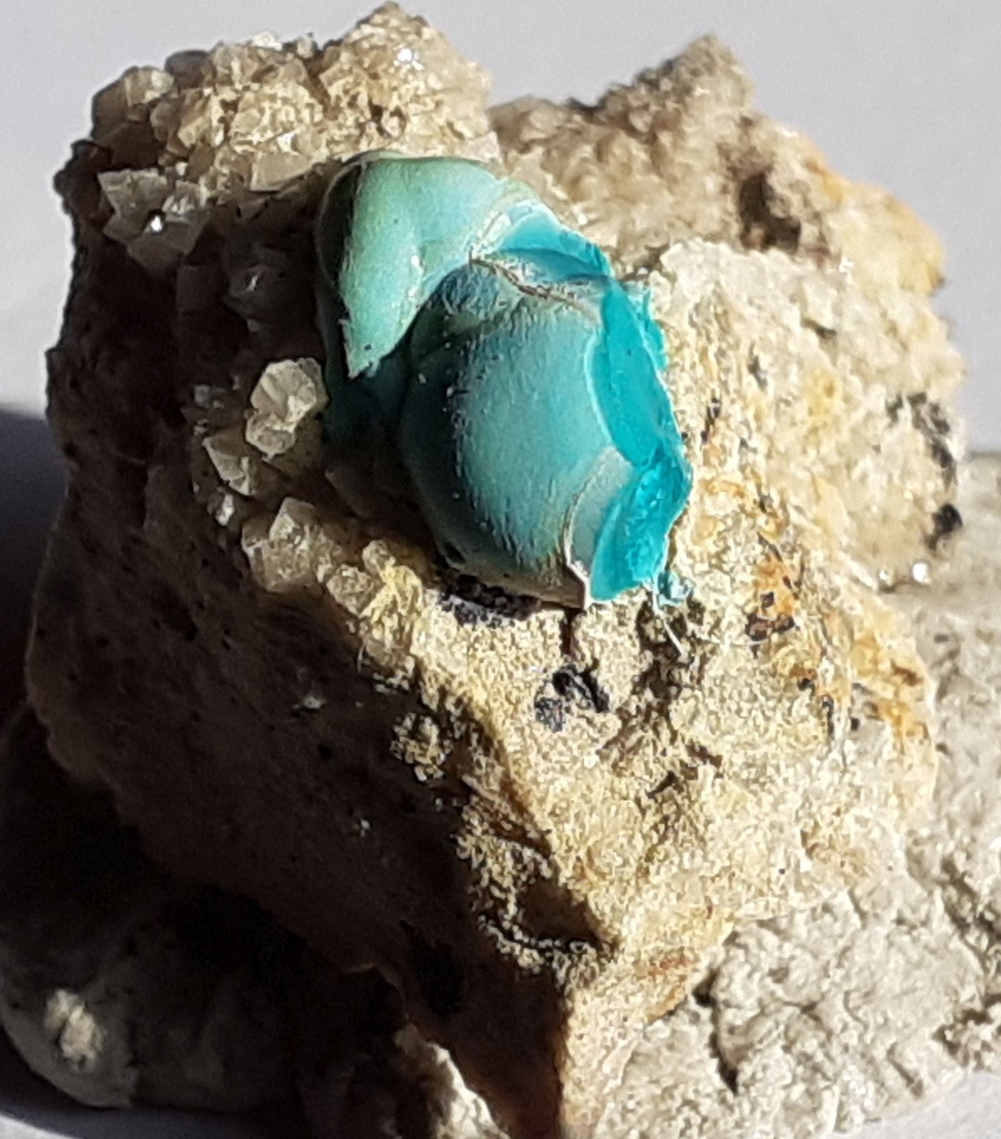 Malachite, Dolomite
2 x 1,5 cm
(Autor: Volkmar Stingl)