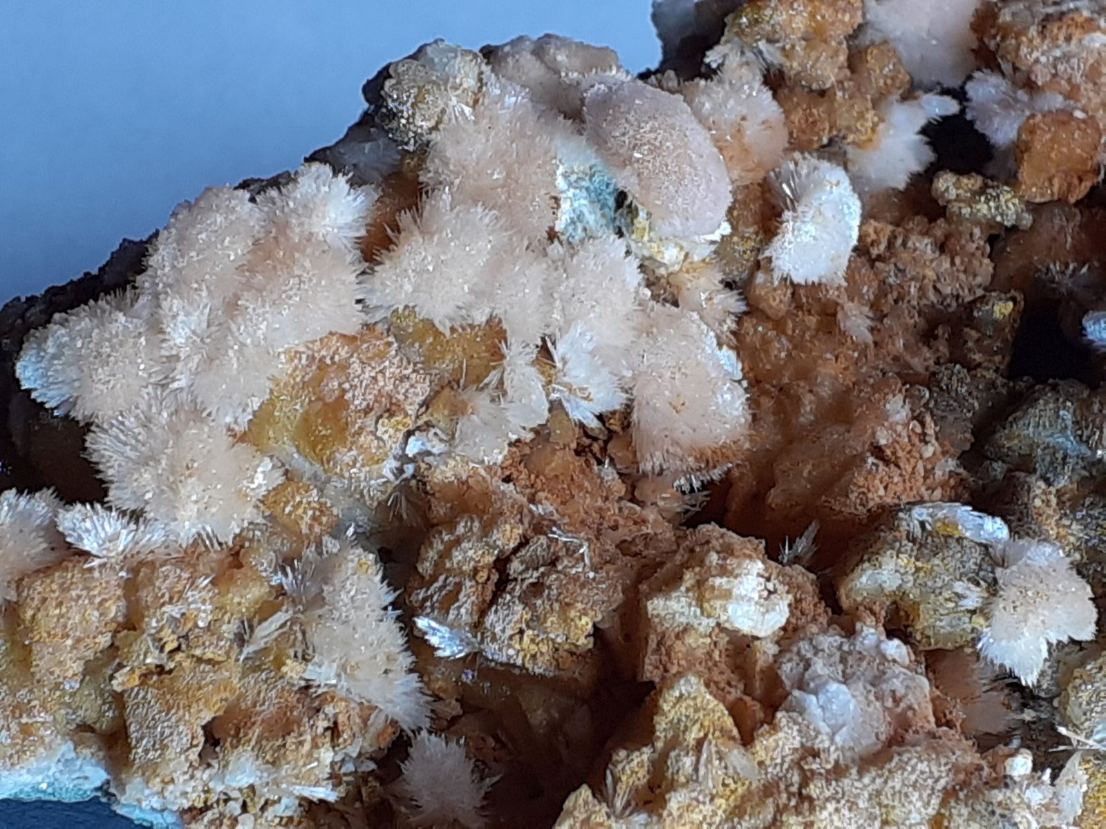 Aragonite
10 x 7 cm
(Autor: Volkmar Stingl)