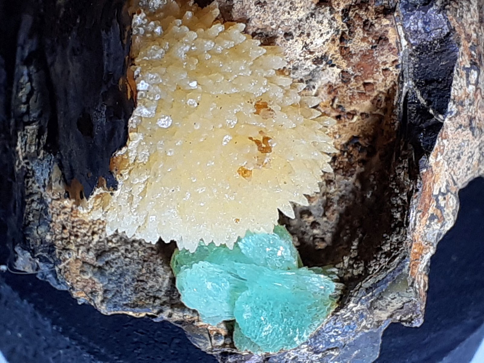 Anapaite, Calcite<br />{LOCALITAT}