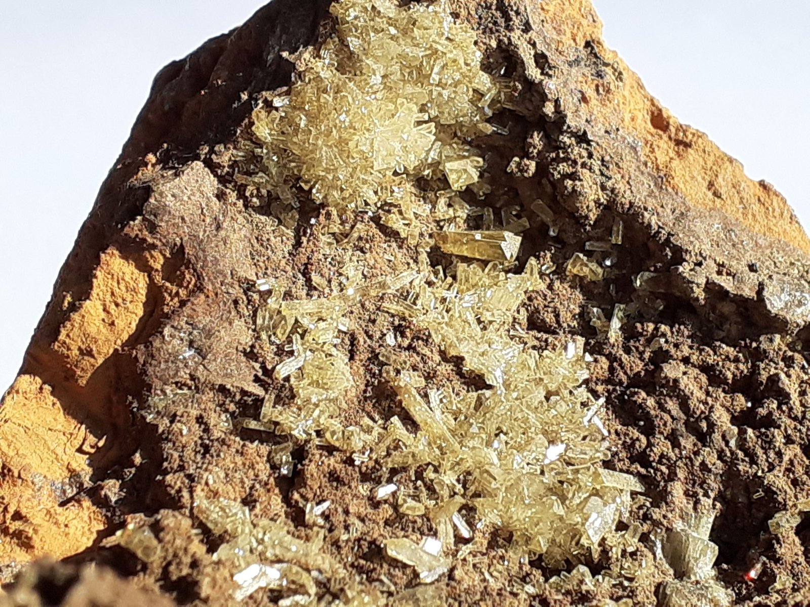 Adamite
7 x 5 cm
(Autor: Volkmar Stingl)