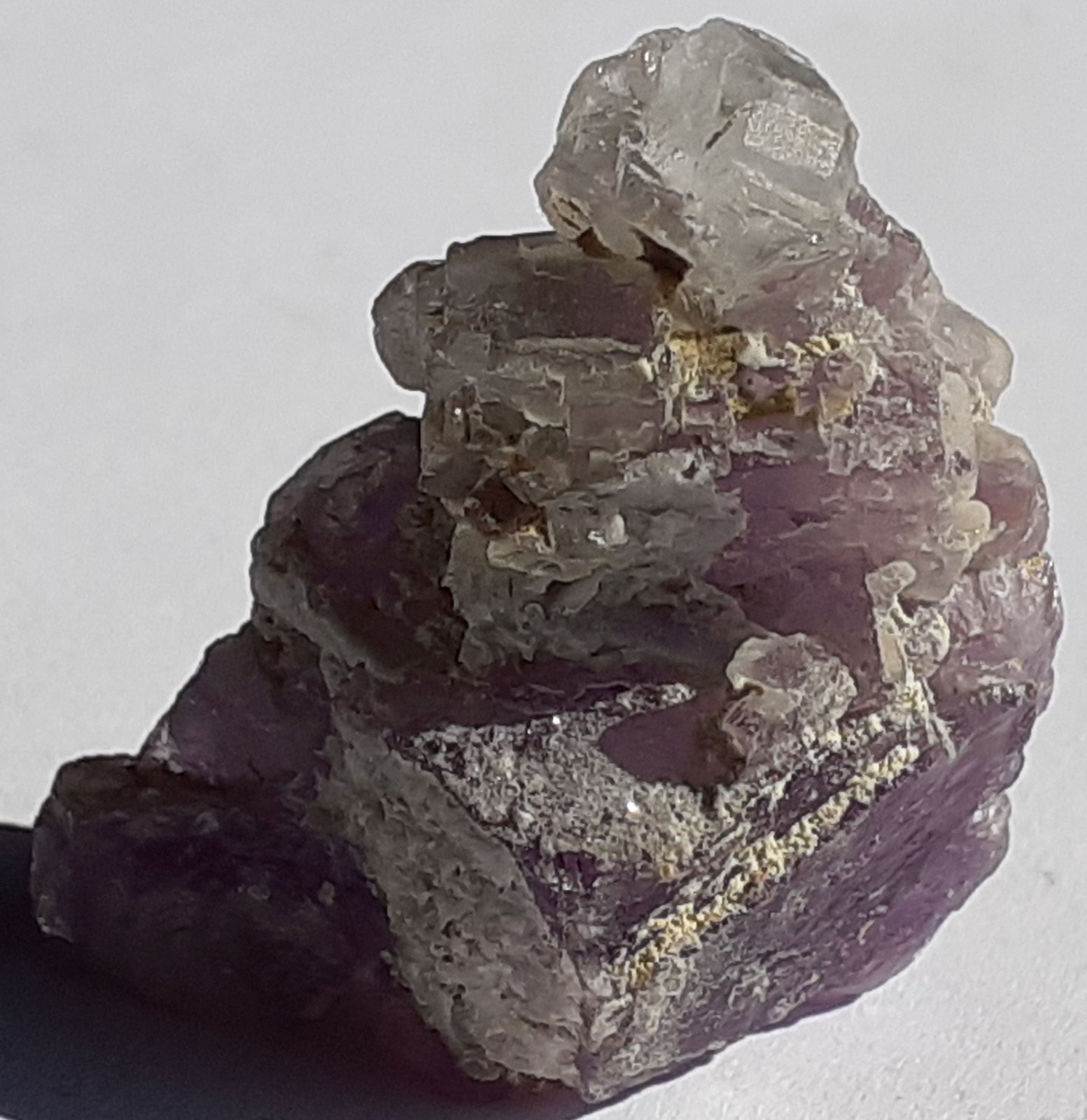 Fluorite, Barite
3 x 2 cm
(Autor: Volkmar Stingl)