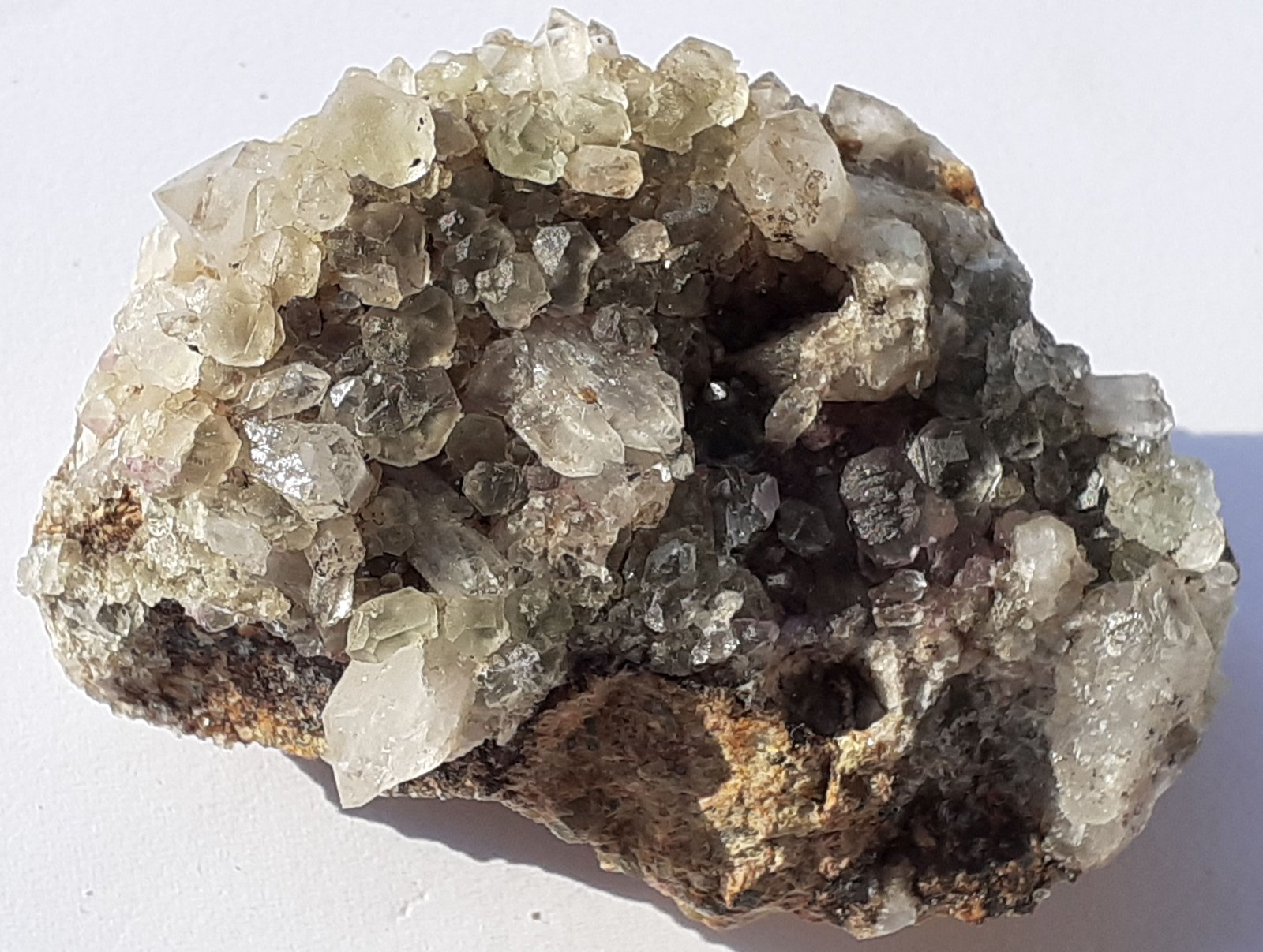 Fluorite, Quartz
5,5 x 3,5 cm
(Autor: Volkmar Stingl)